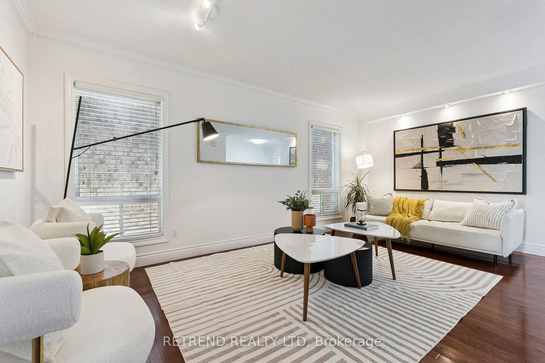 721 Swan Place