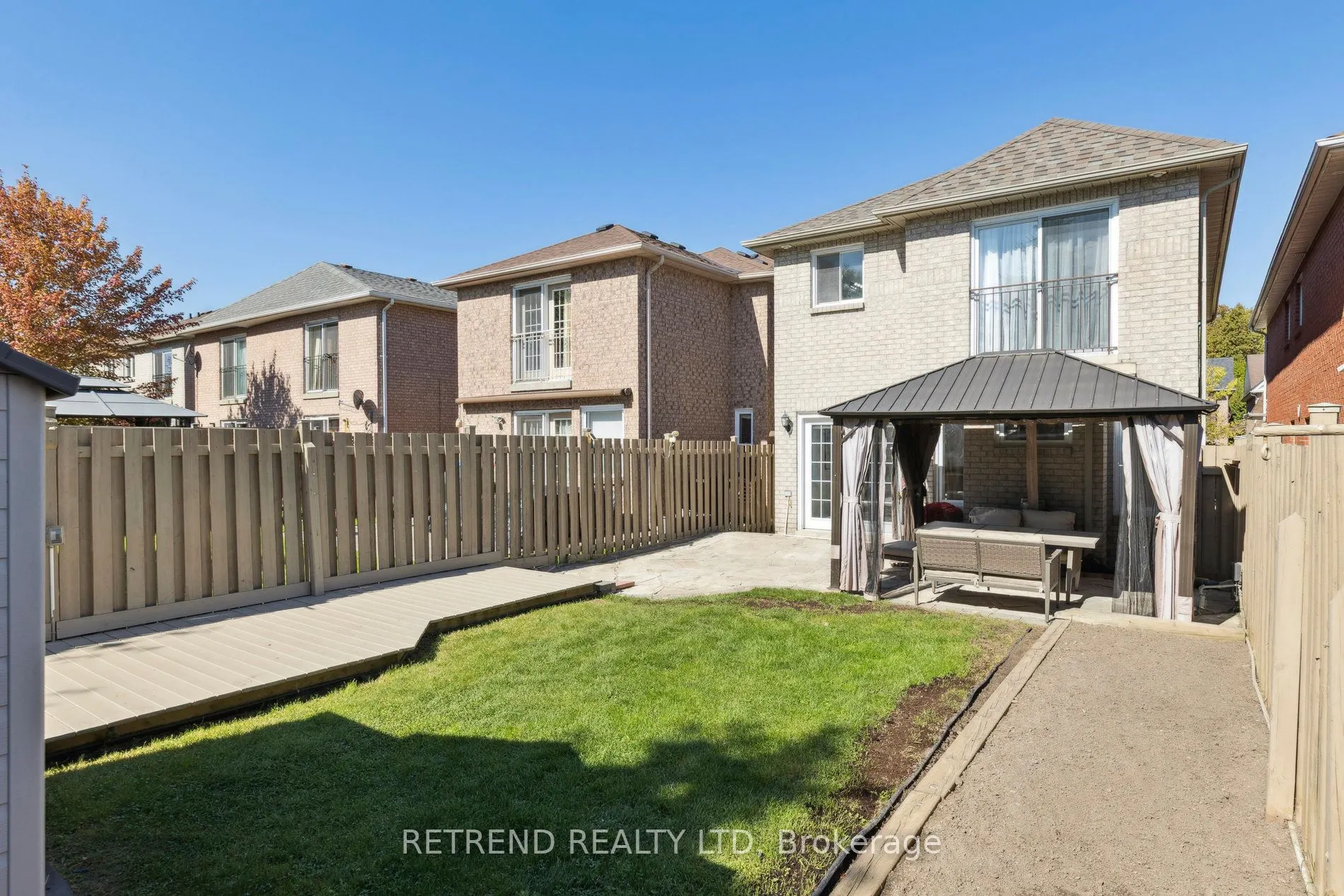 721 Swan Place