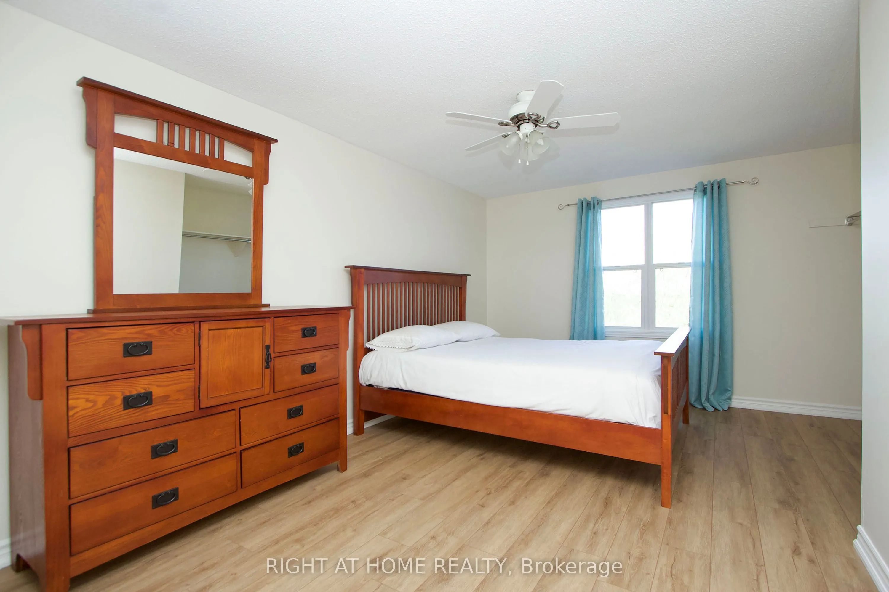 102 Hialeah Crescent