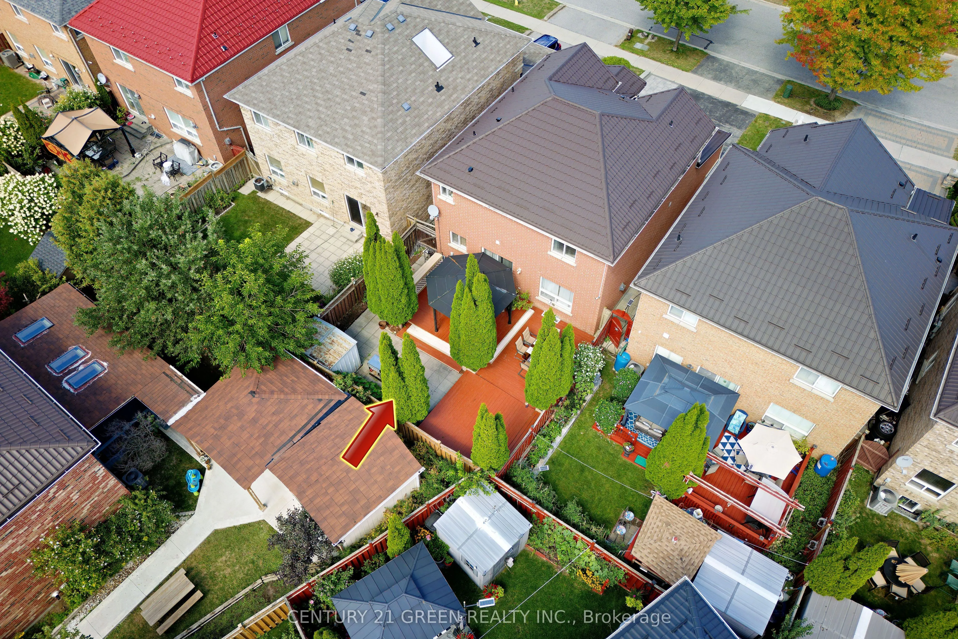 8 Lampman Drive