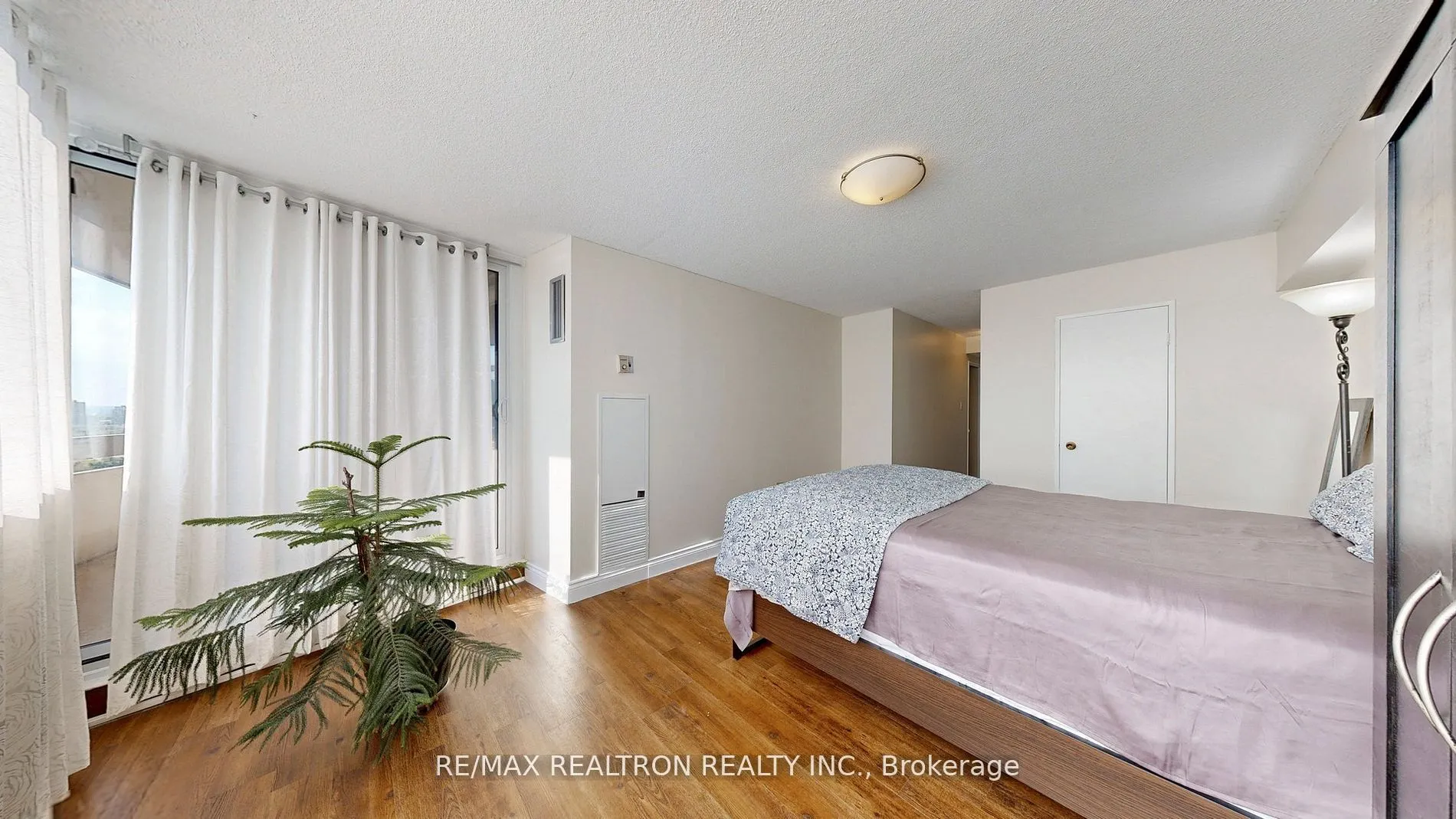 45 Huntingdale Boulevard, #1701