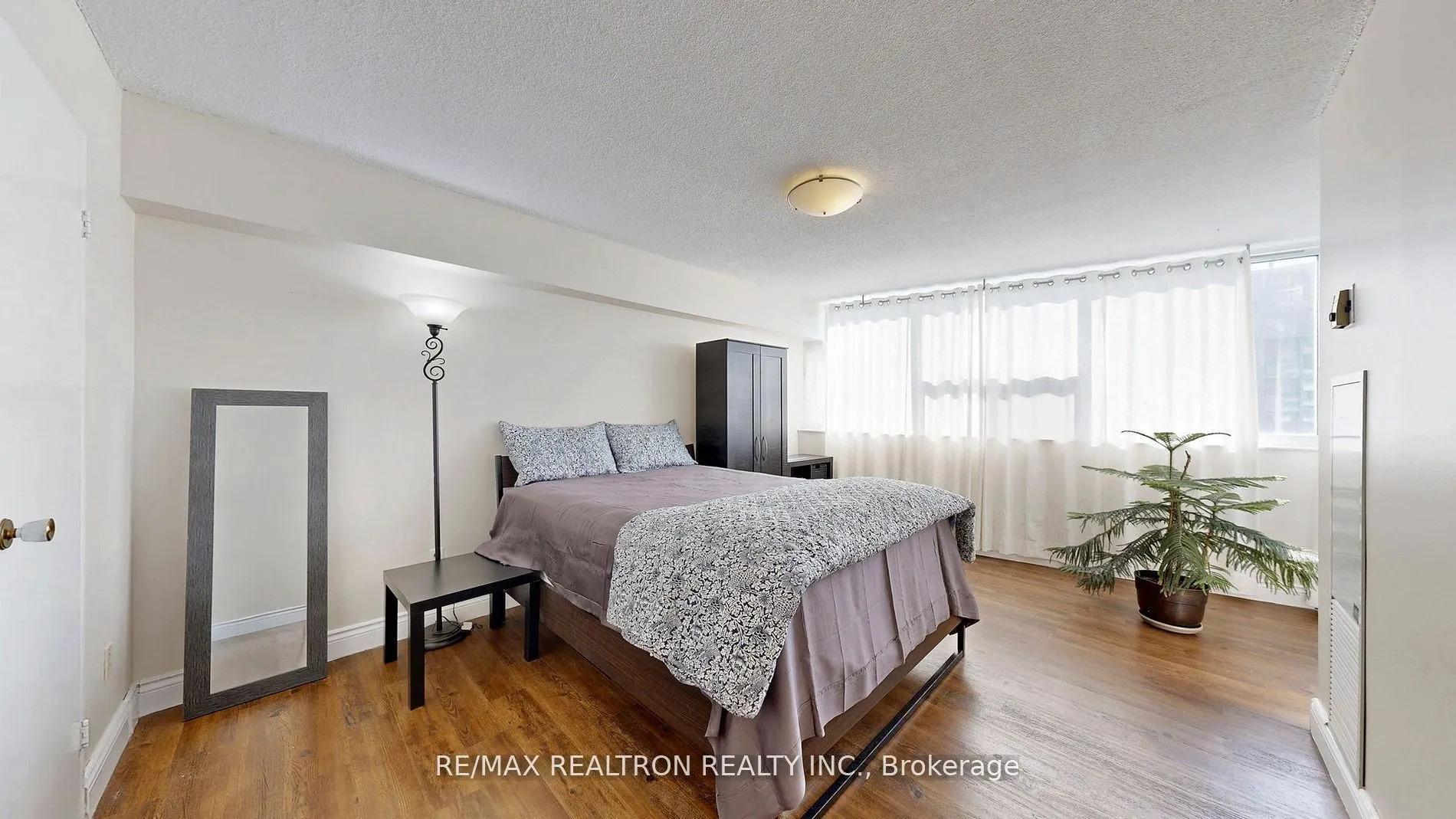 45 Huntingdale Boulevard, #1701