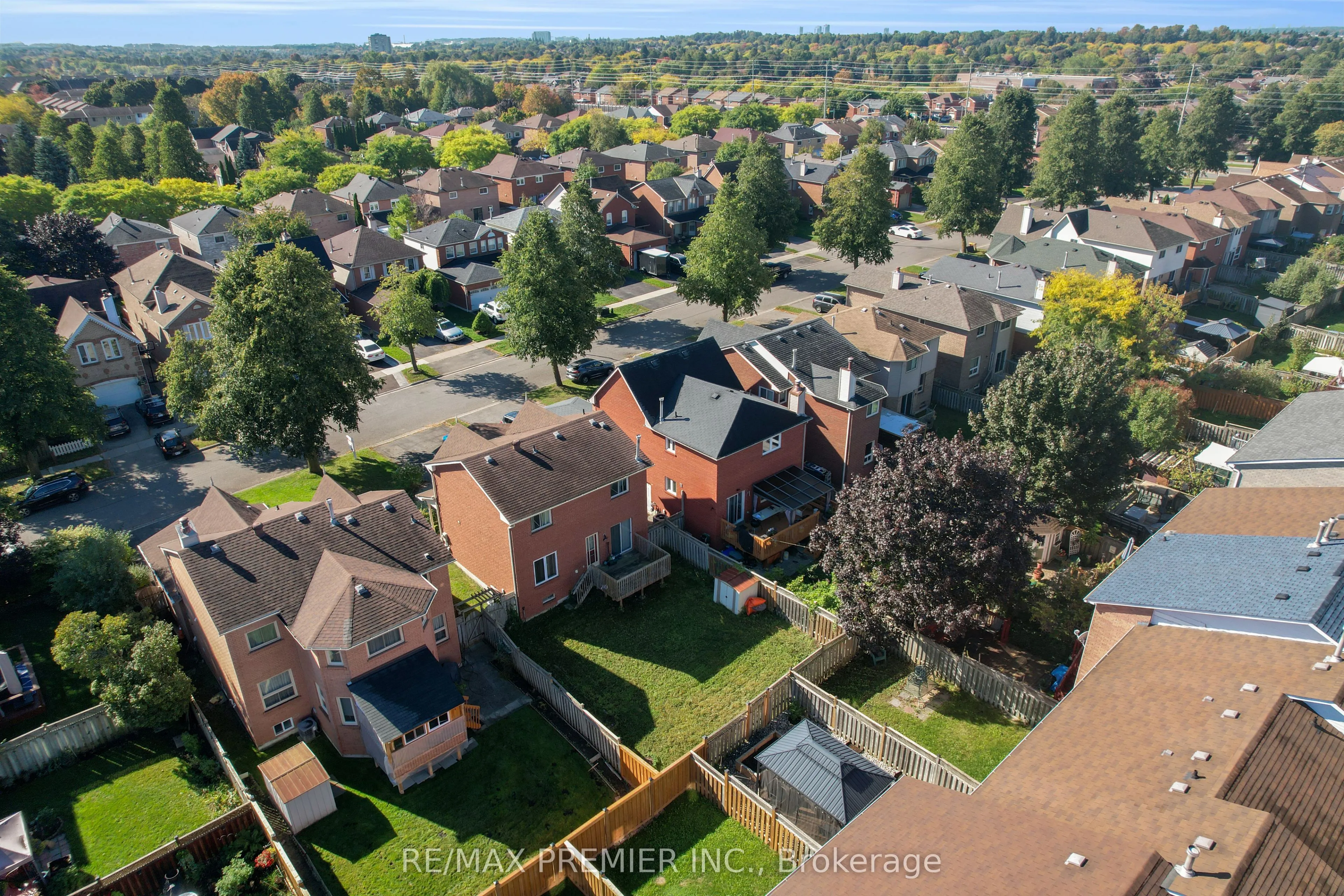 6 Hearne Crescent