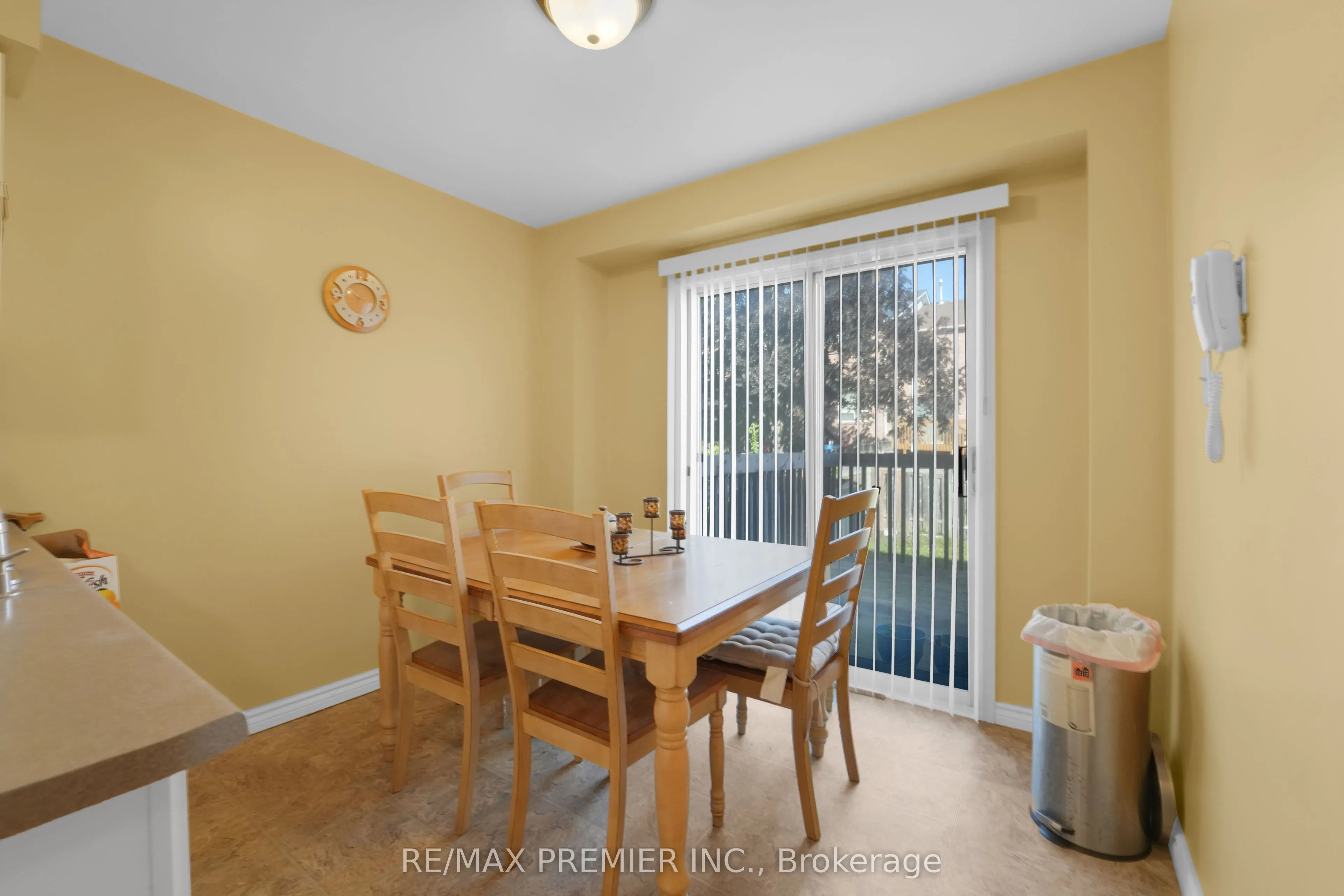 6 Hearne Crescent