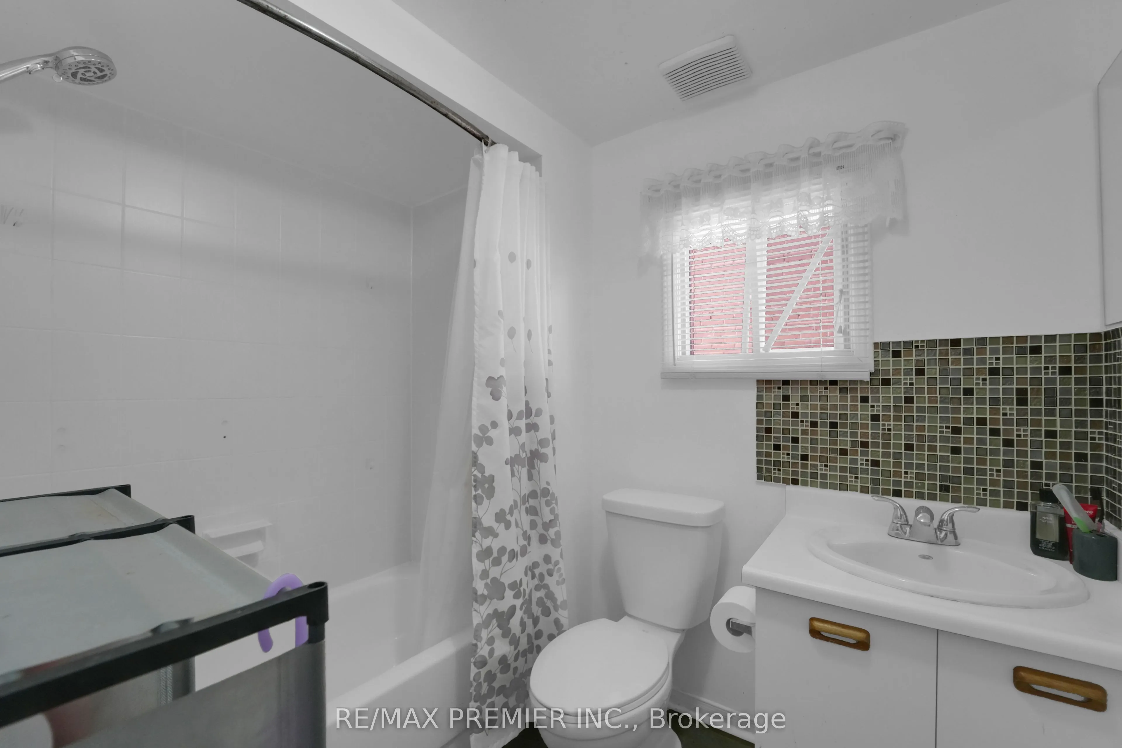 6 Hearne Crescent
