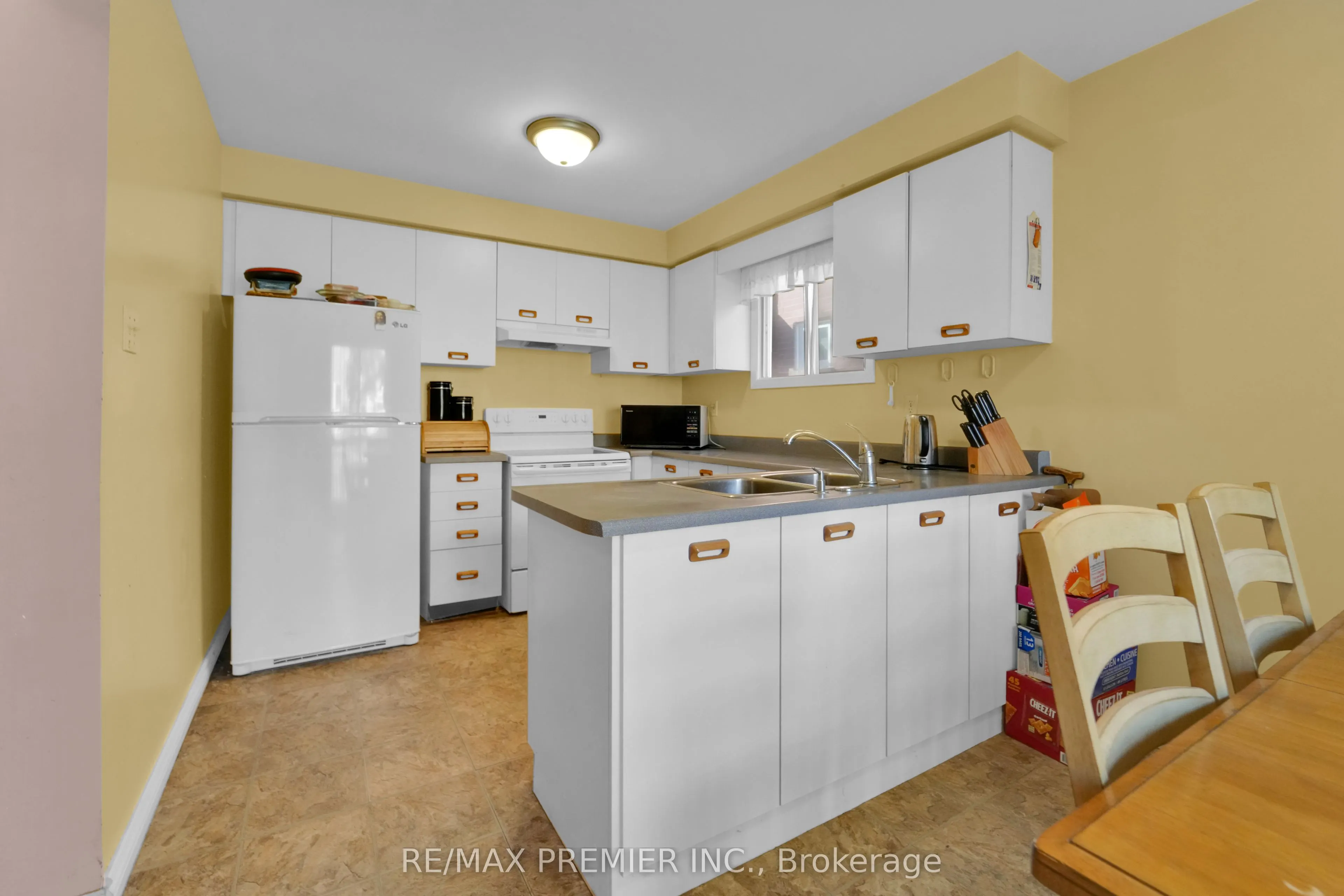 6 Hearne Crescent