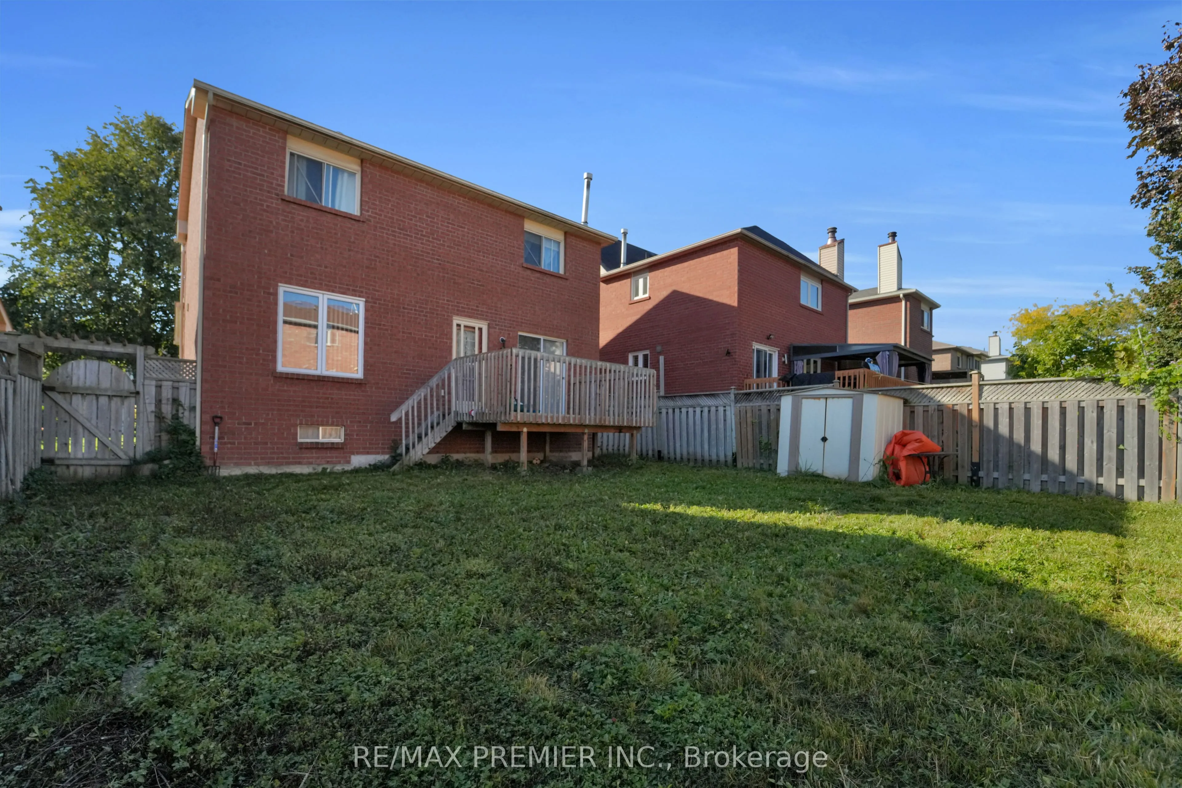6 Hearne Crescent