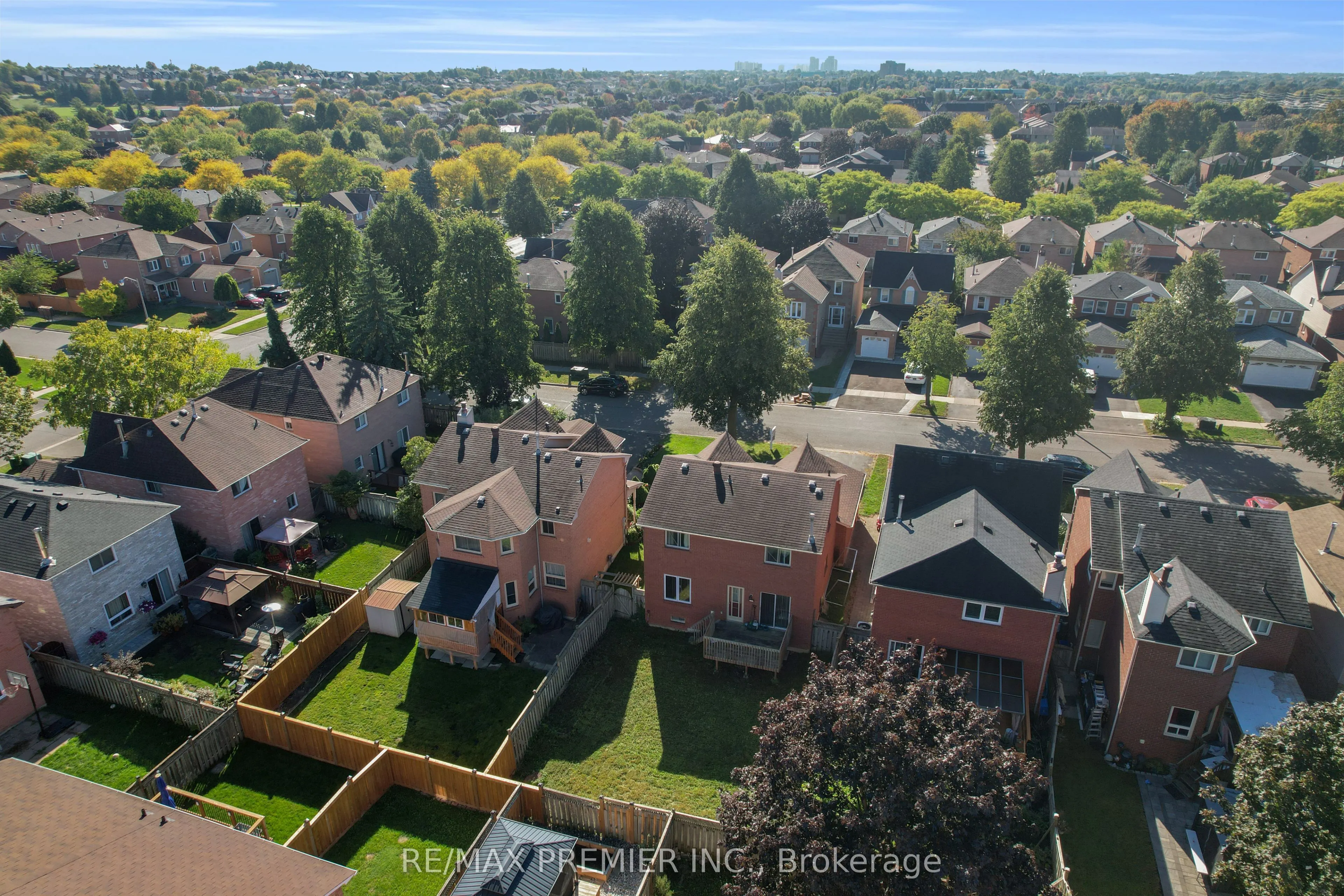 6 Hearne Crescent