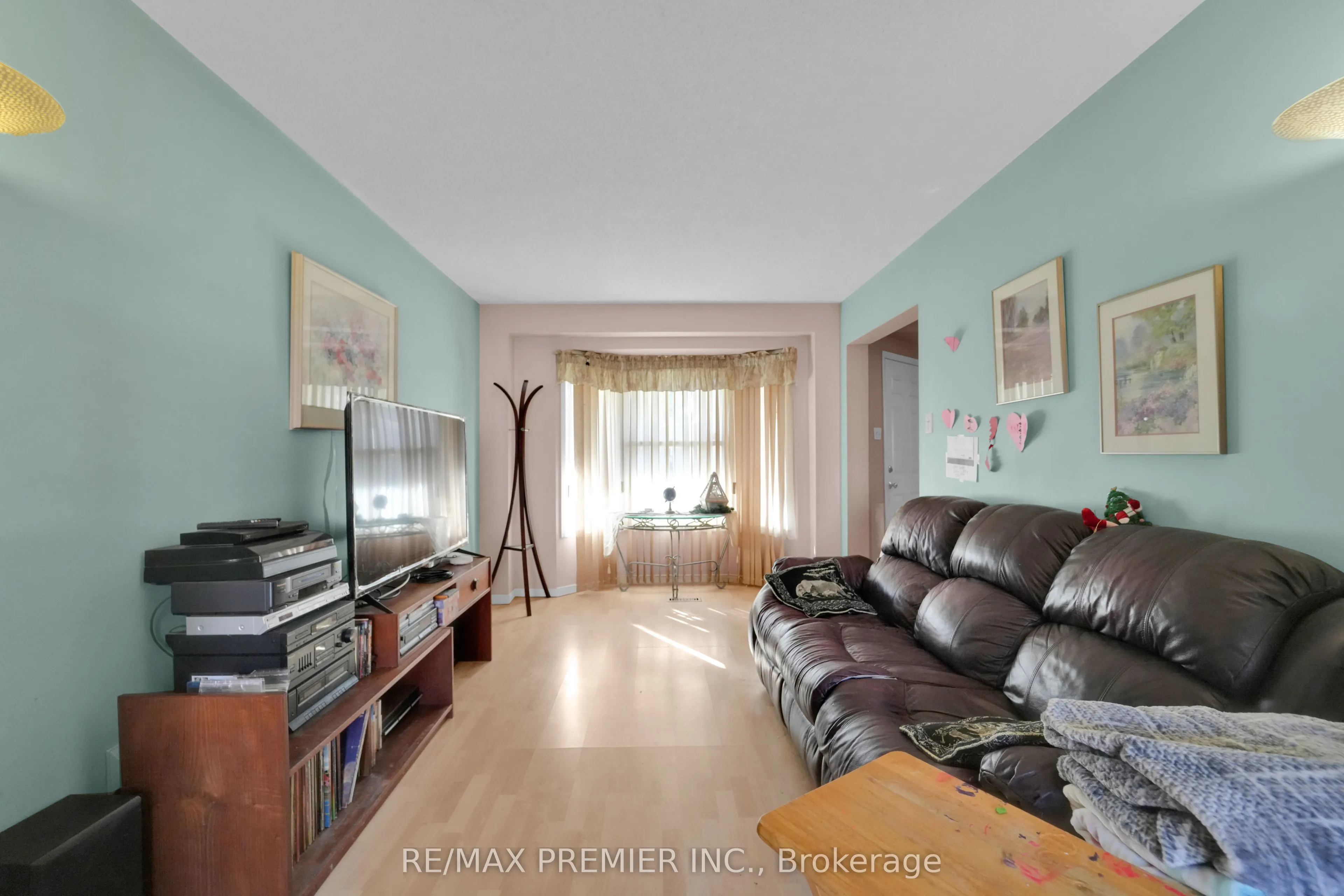 6 Hearne Crescent