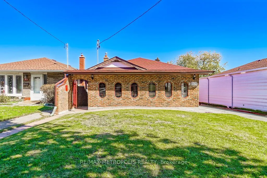575 Bellamy Road N