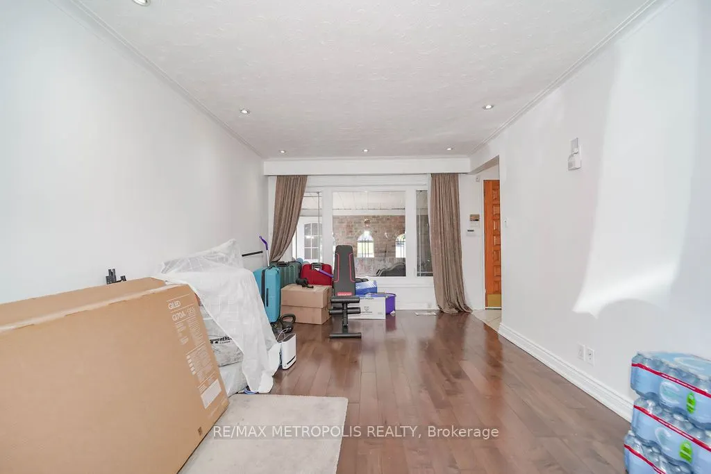 575 Bellamy Road N