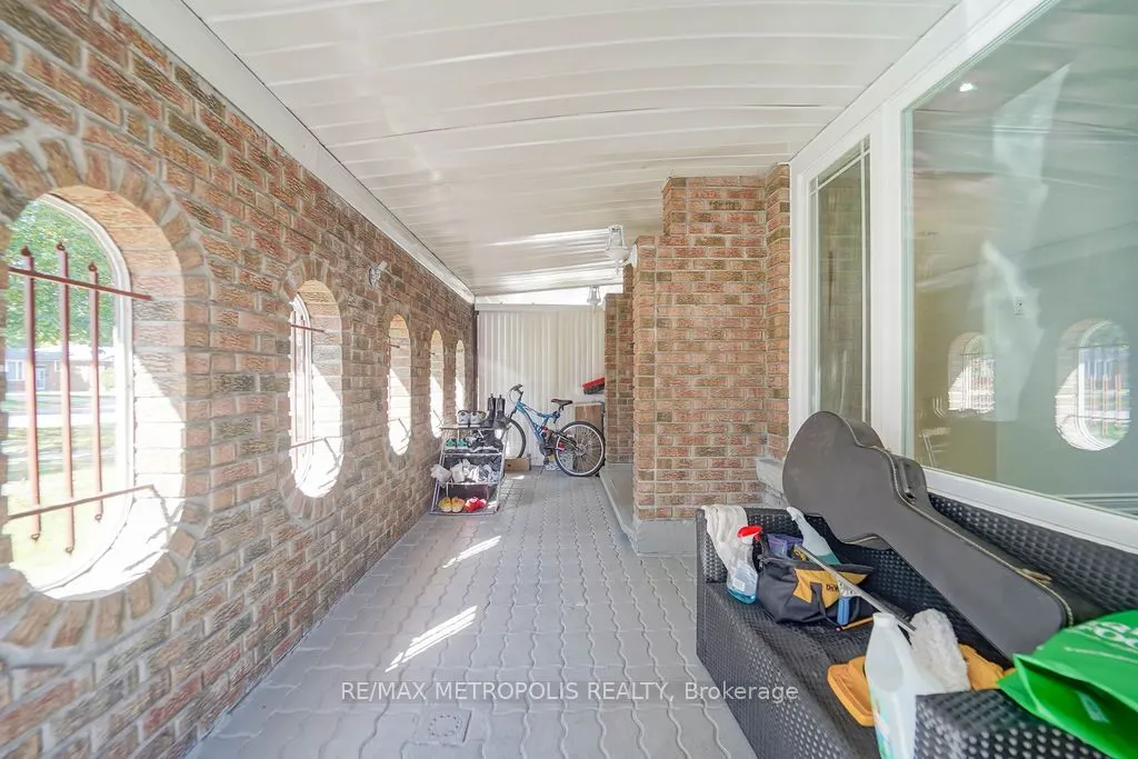 575 Bellamy Road N
