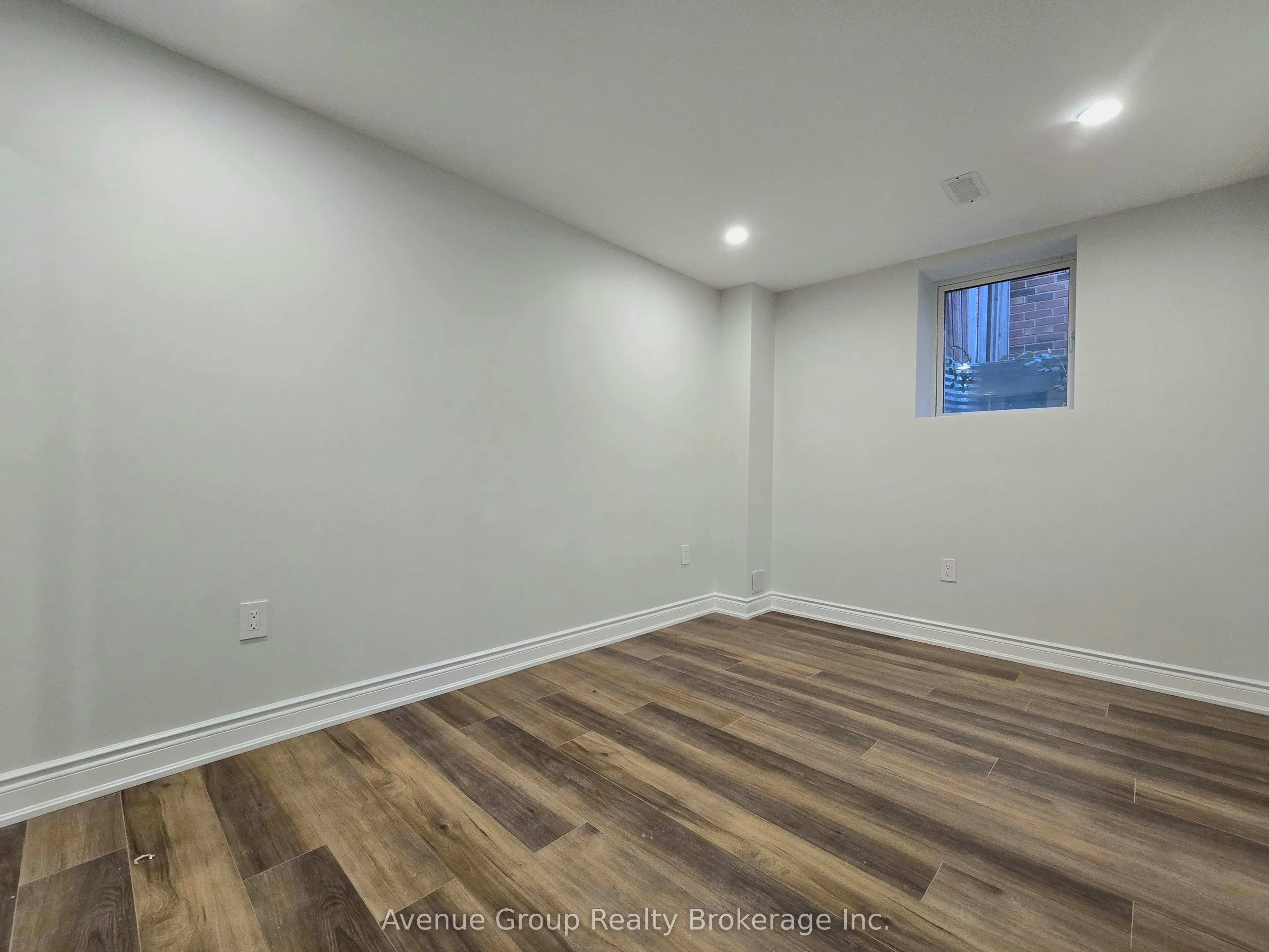38 Vipond Road, #Lower