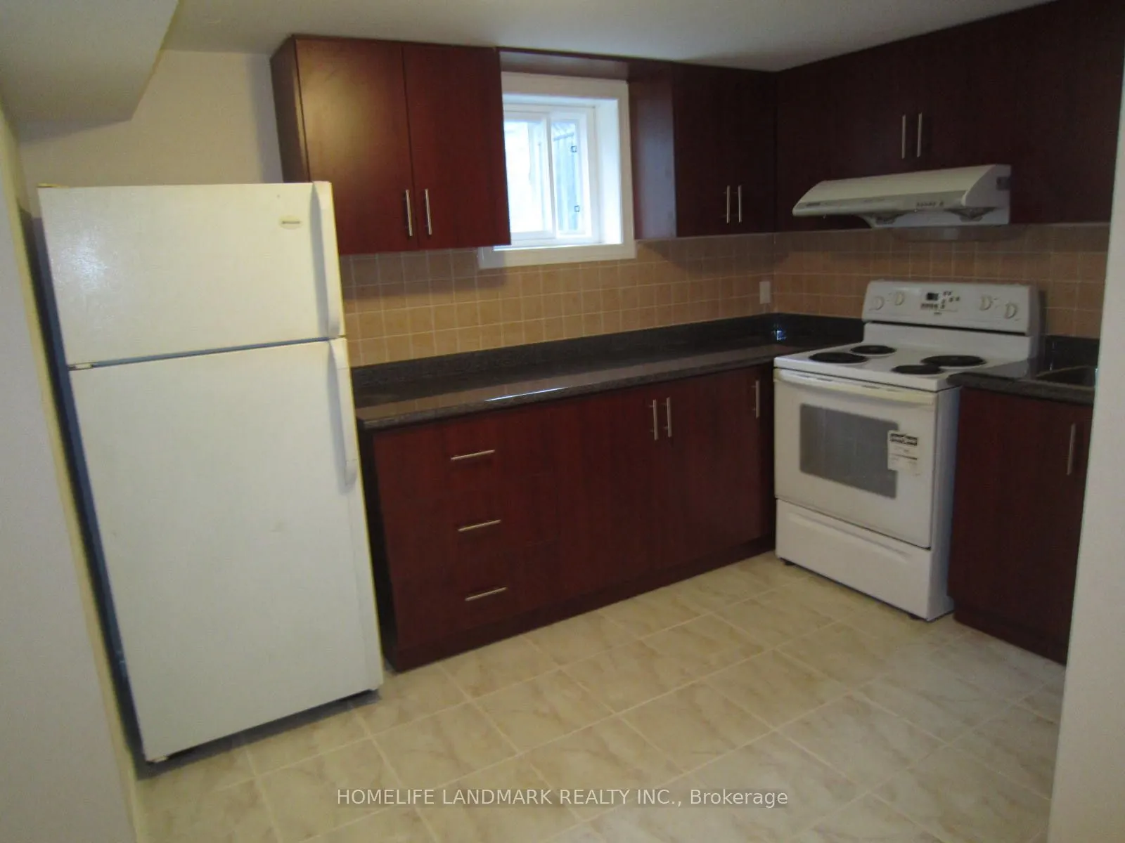 42 Stanwell Drive, #basement
