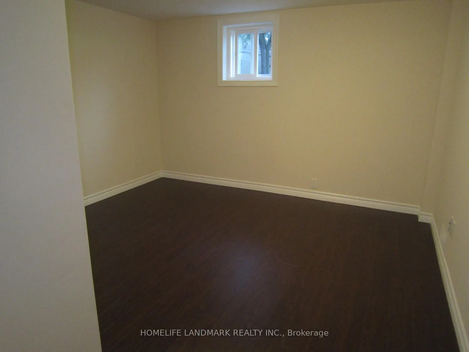 42 Stanwell Drive, #basement