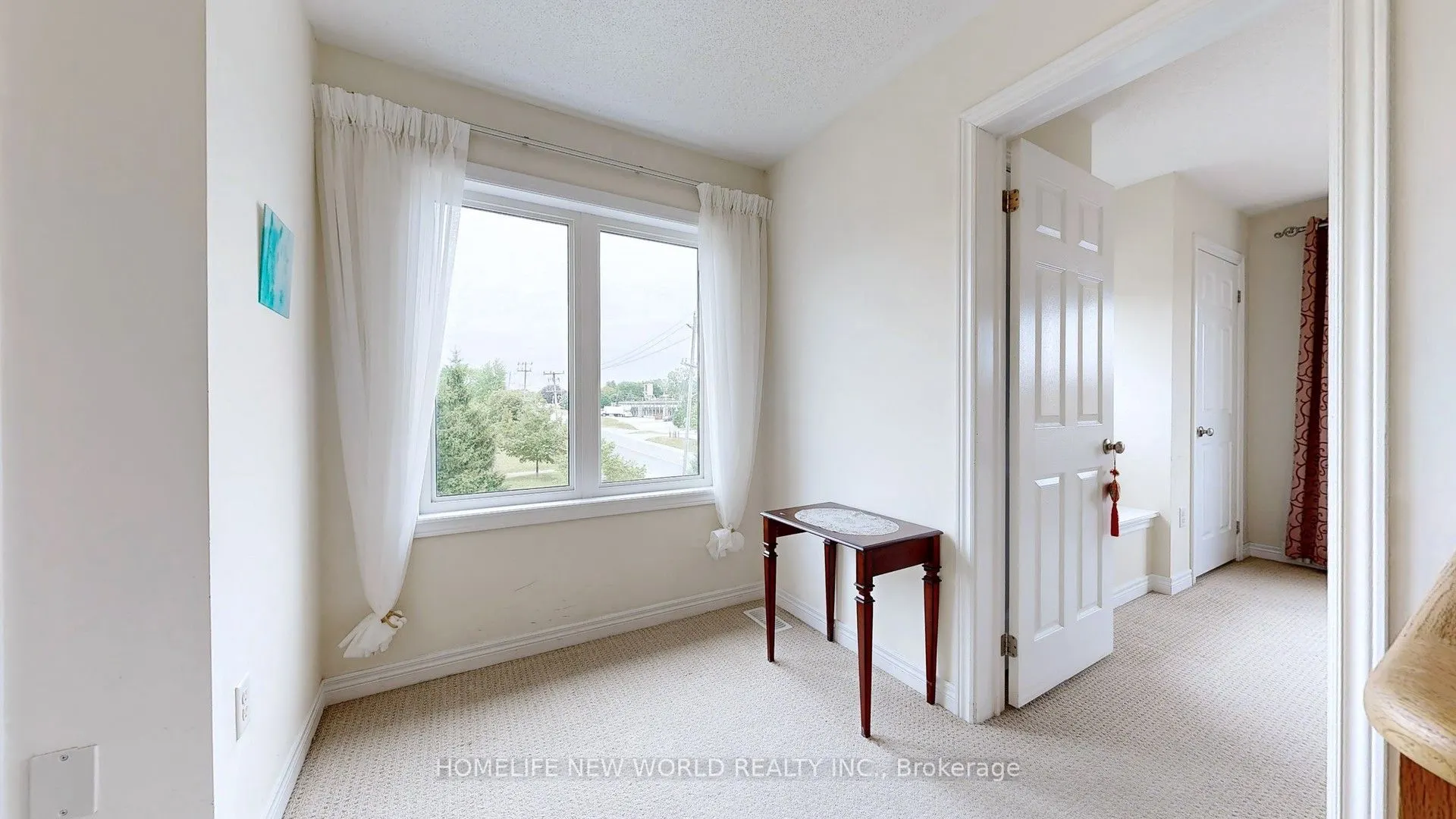 49 Kawneer Terrace