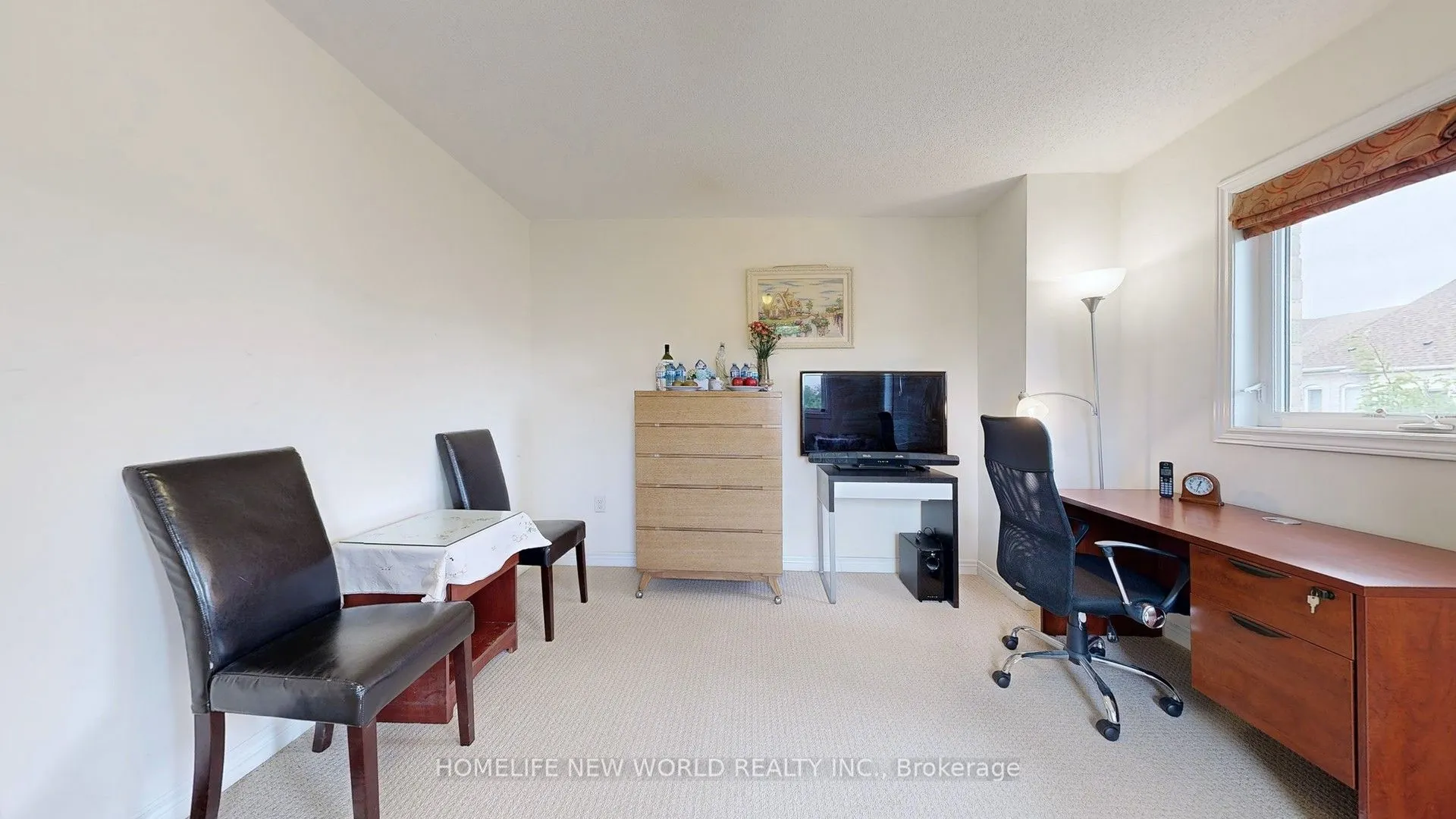 49 Kawneer Terrace