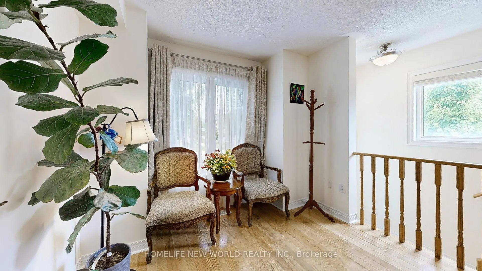 49 Kawneer Terrace