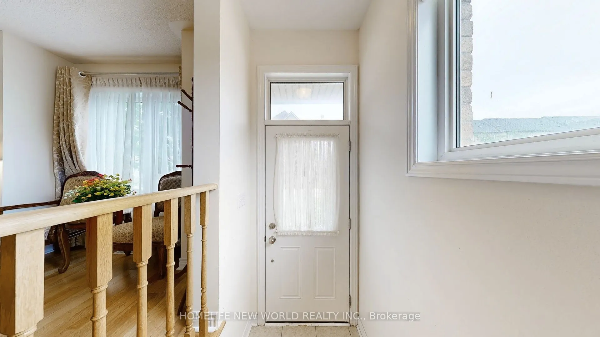 49 Kawneer Terrace