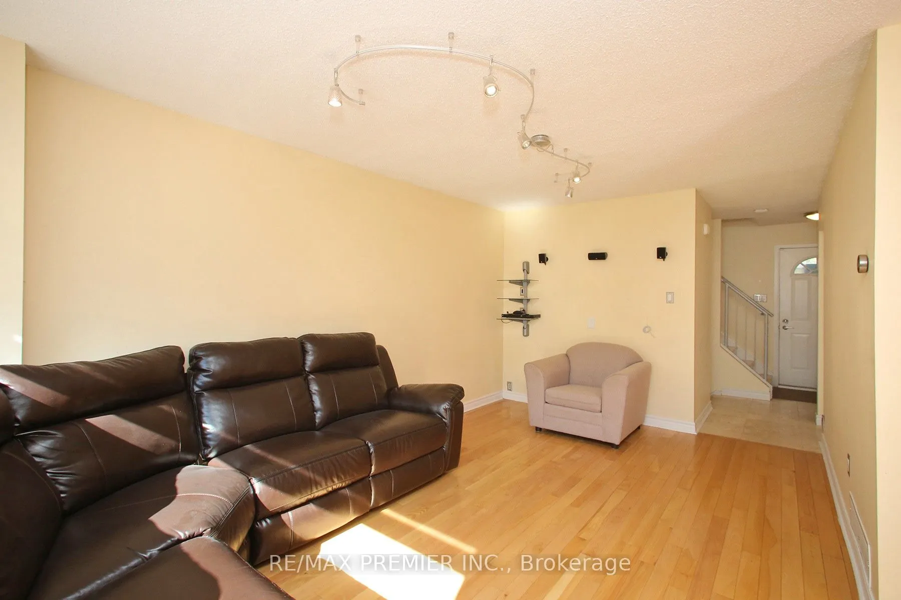 600 Stonebridge Lane