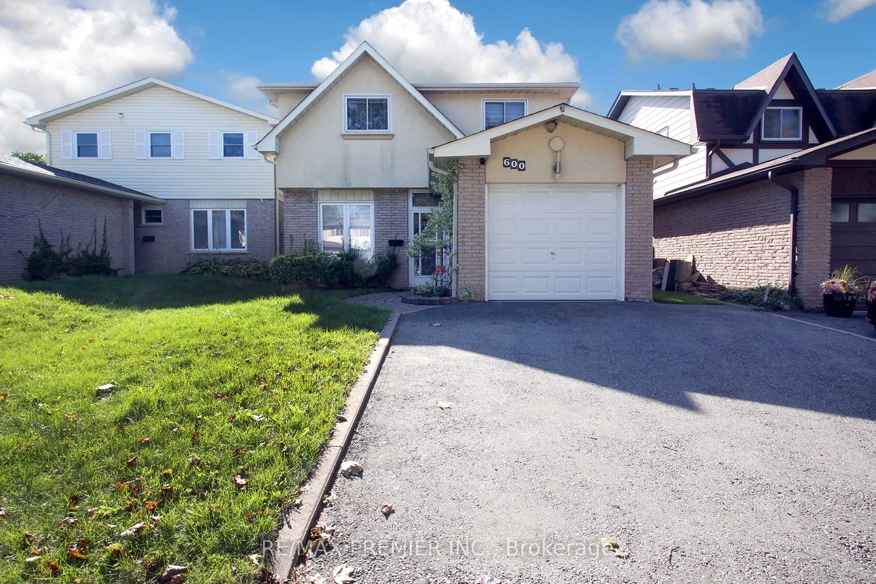 600 Stonebridge Lane