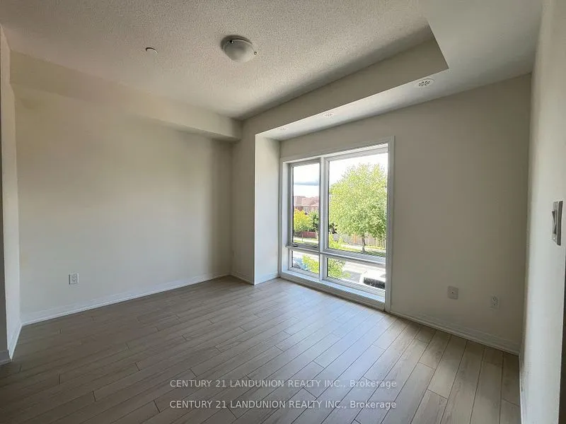 255 McLevin Avenue, #15