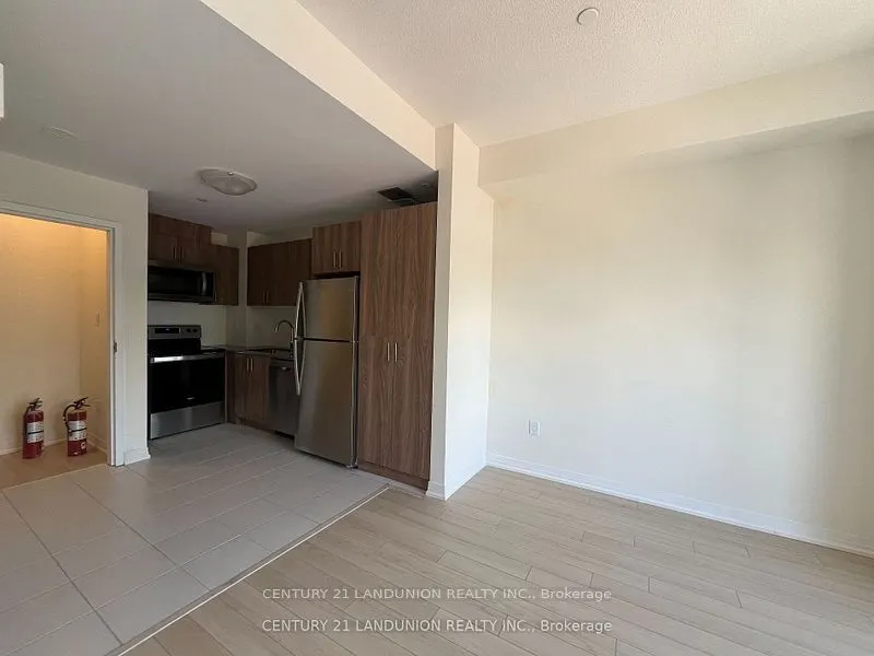 255 McLevin Avenue, #15