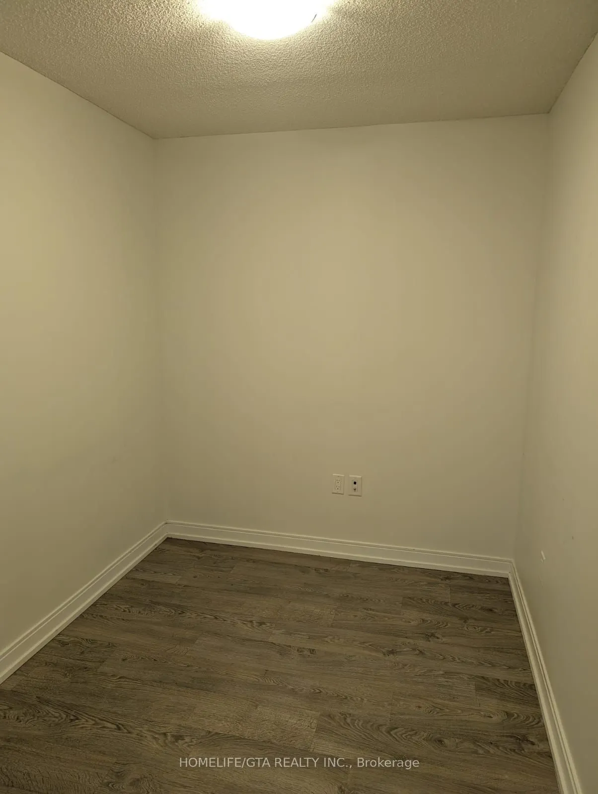 275 Village Green Square, #1720