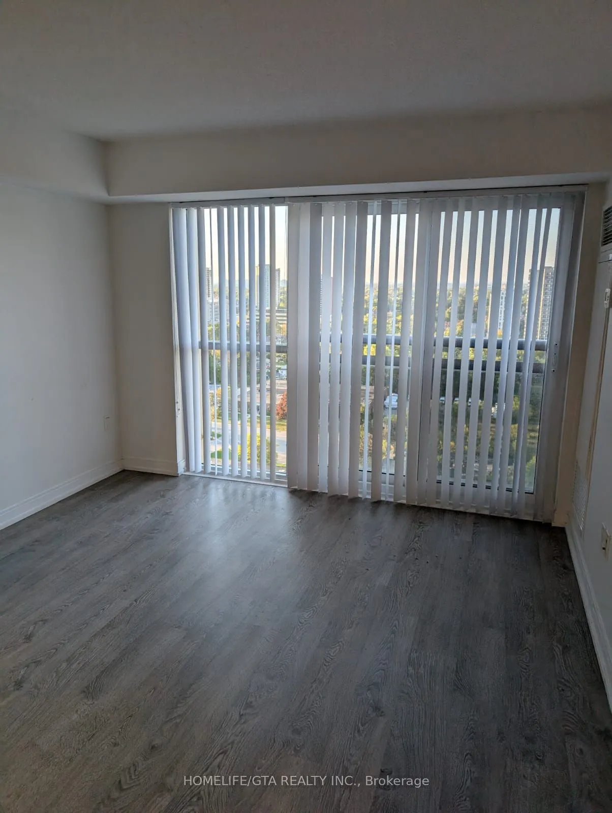 275 Village Green Square, #1720