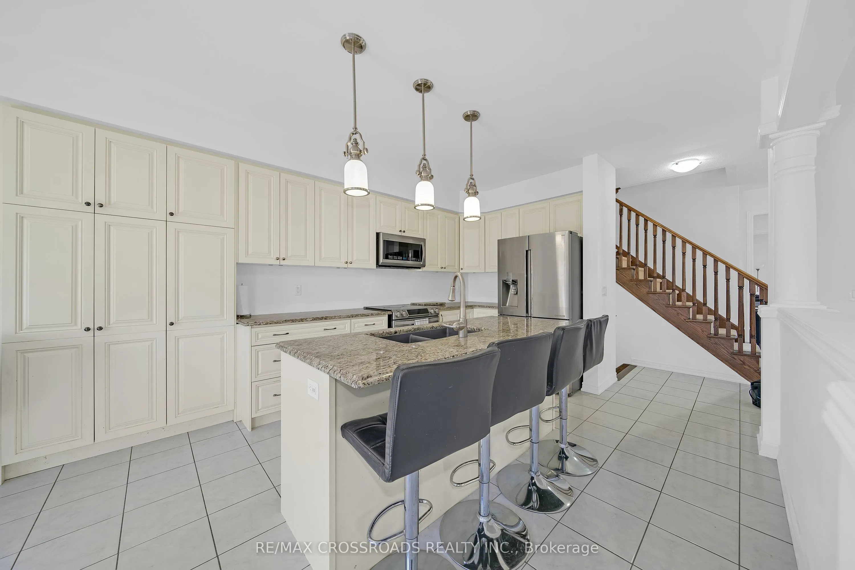 156 Mcdonald Crescent
