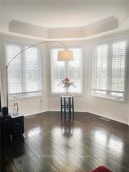19 Edison Way