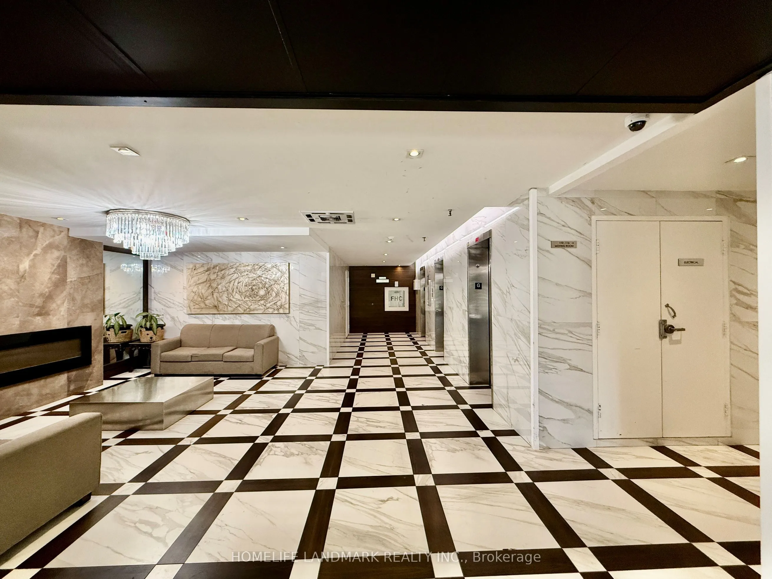 100 Wingarden Court, #1701