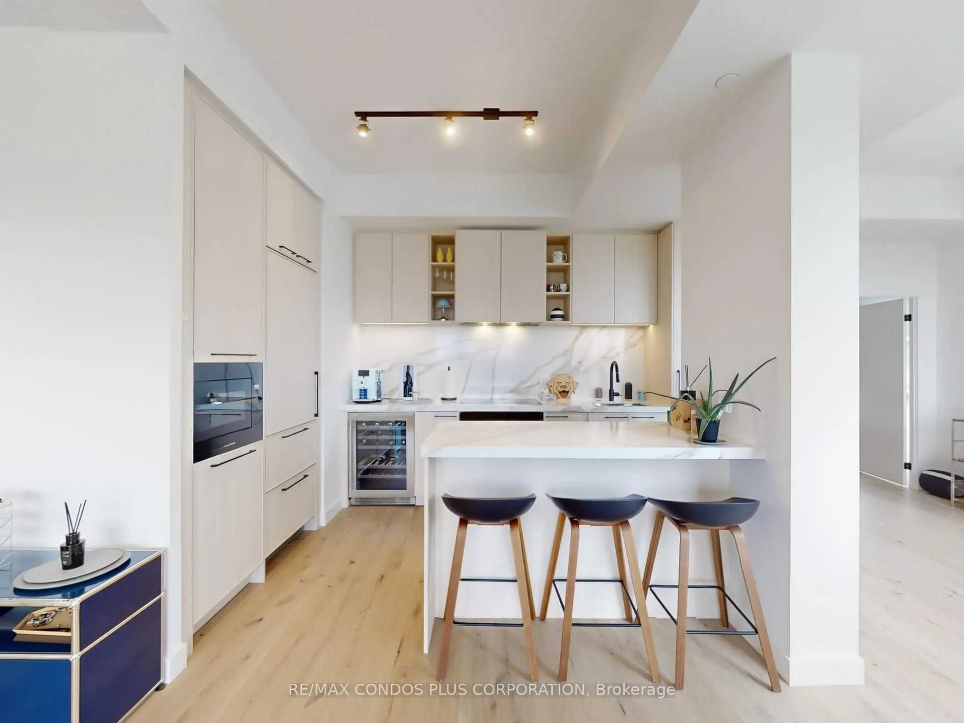 1050 Eastern Avenue, #705