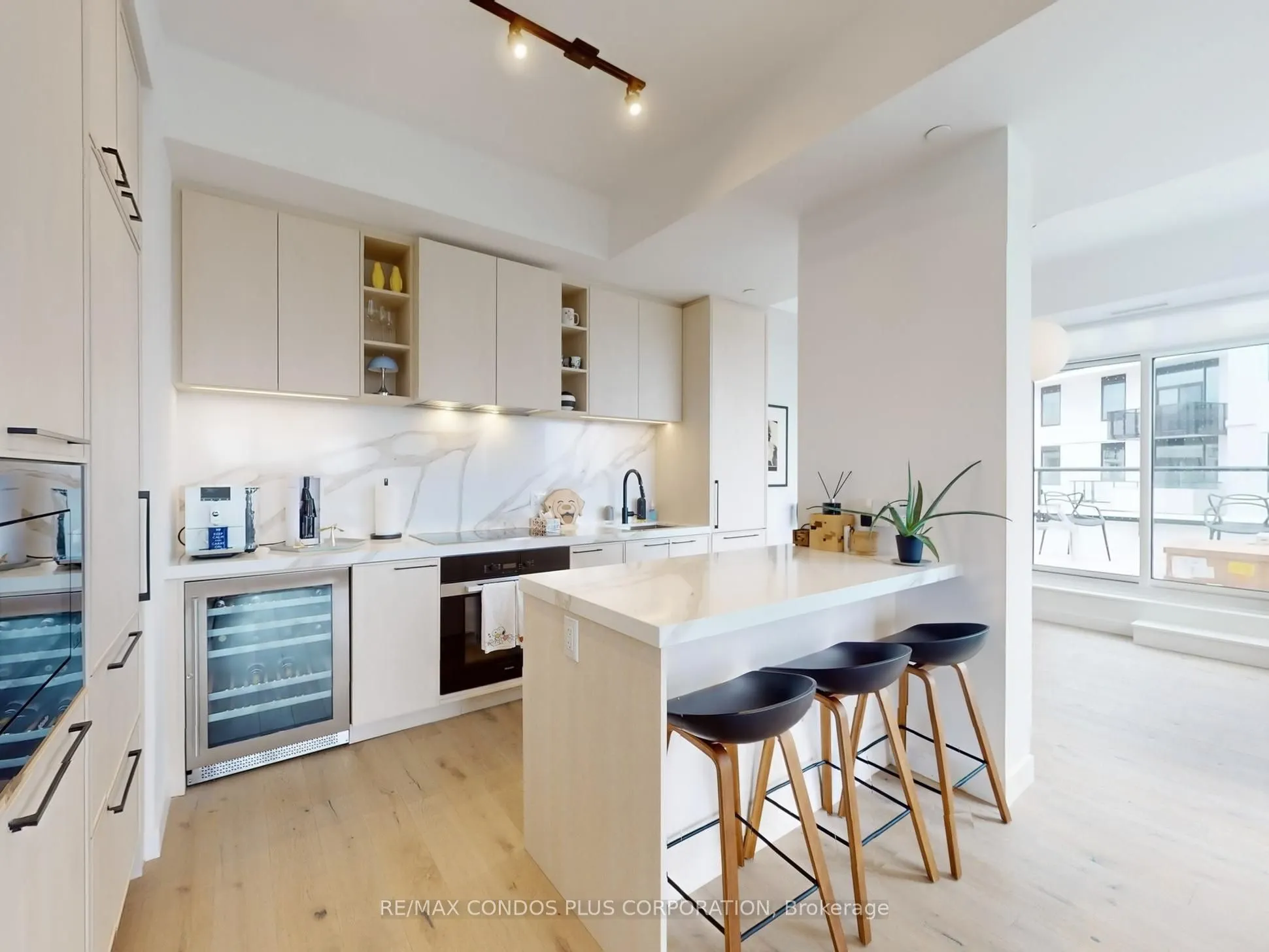 1050 Eastern Avenue, #705