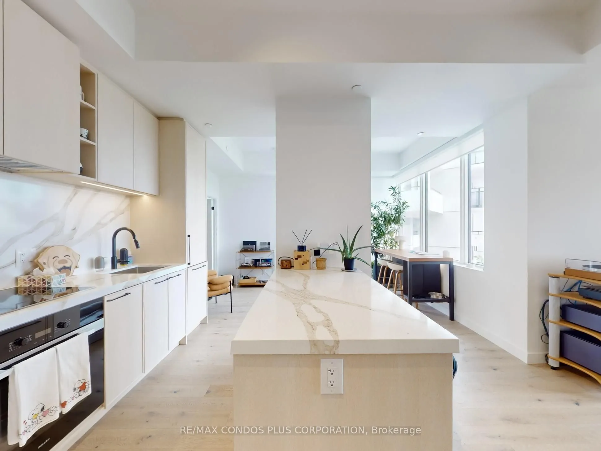 1050 Eastern Avenue, #705