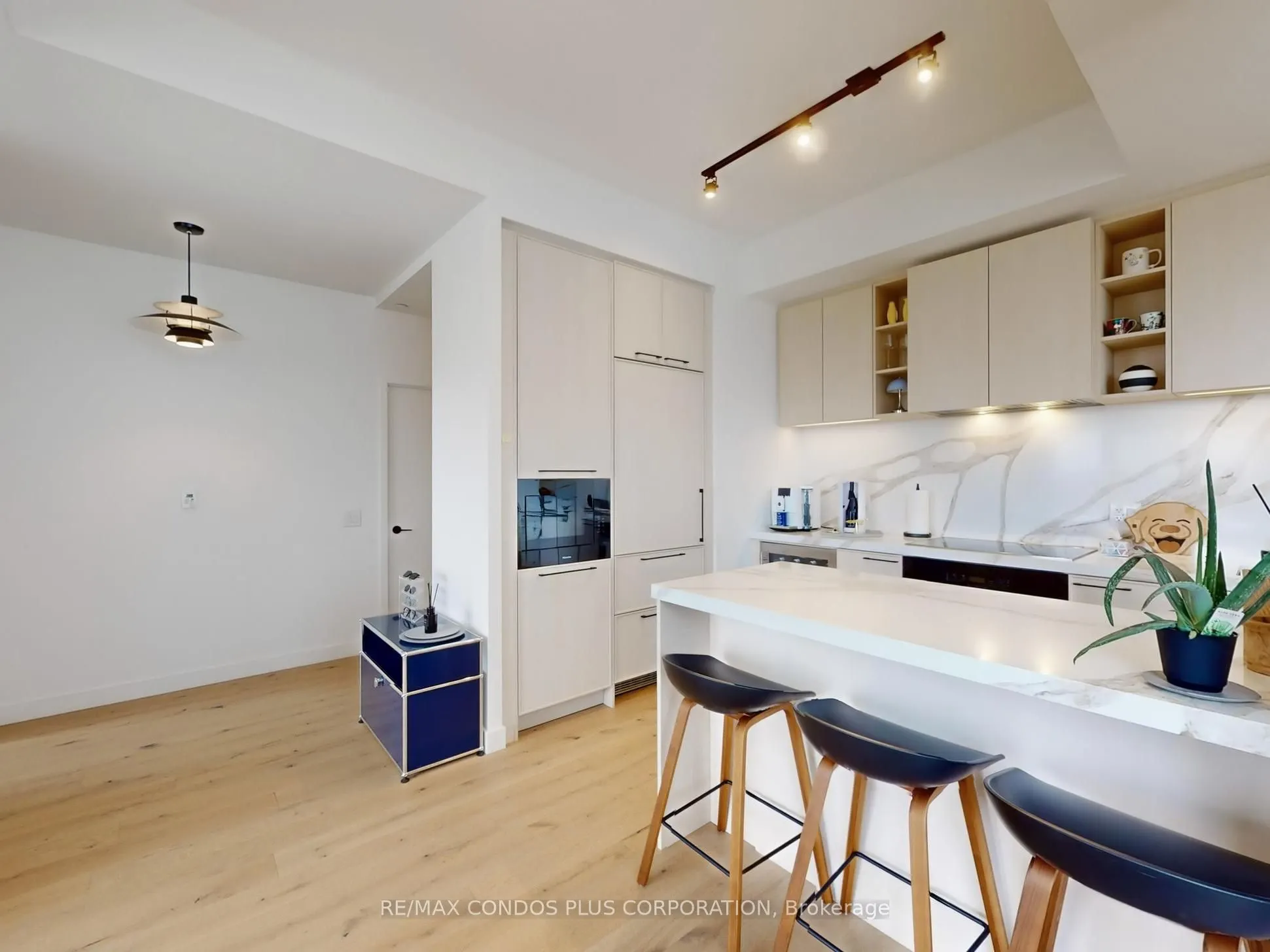 1050 Eastern Avenue, #705
