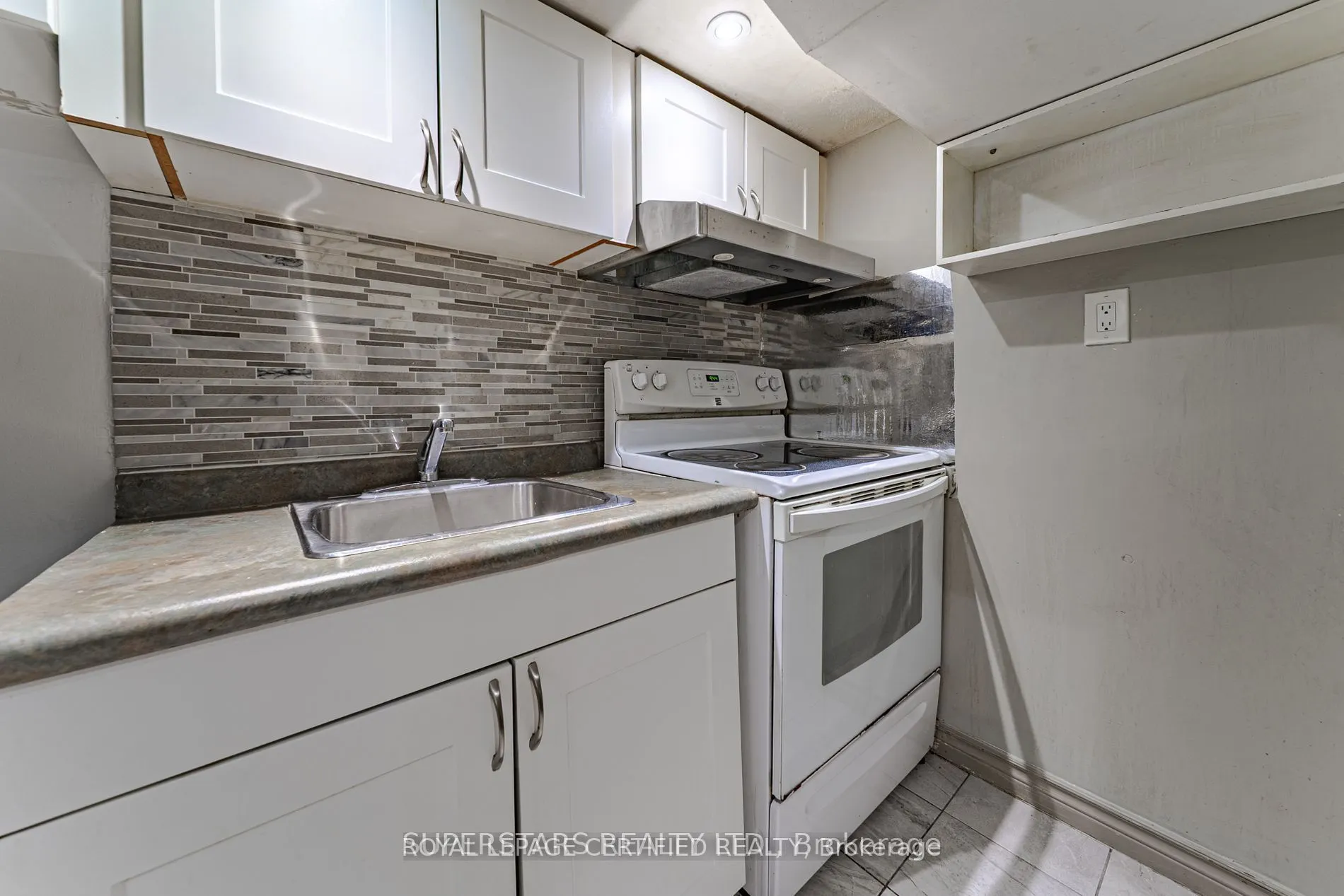 139 Woodfern Drive, #Bsmt
