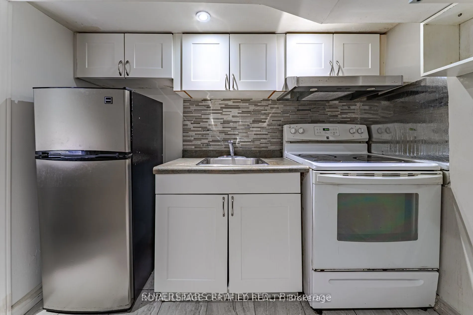 139 Woodfern Drive, #Bsmt