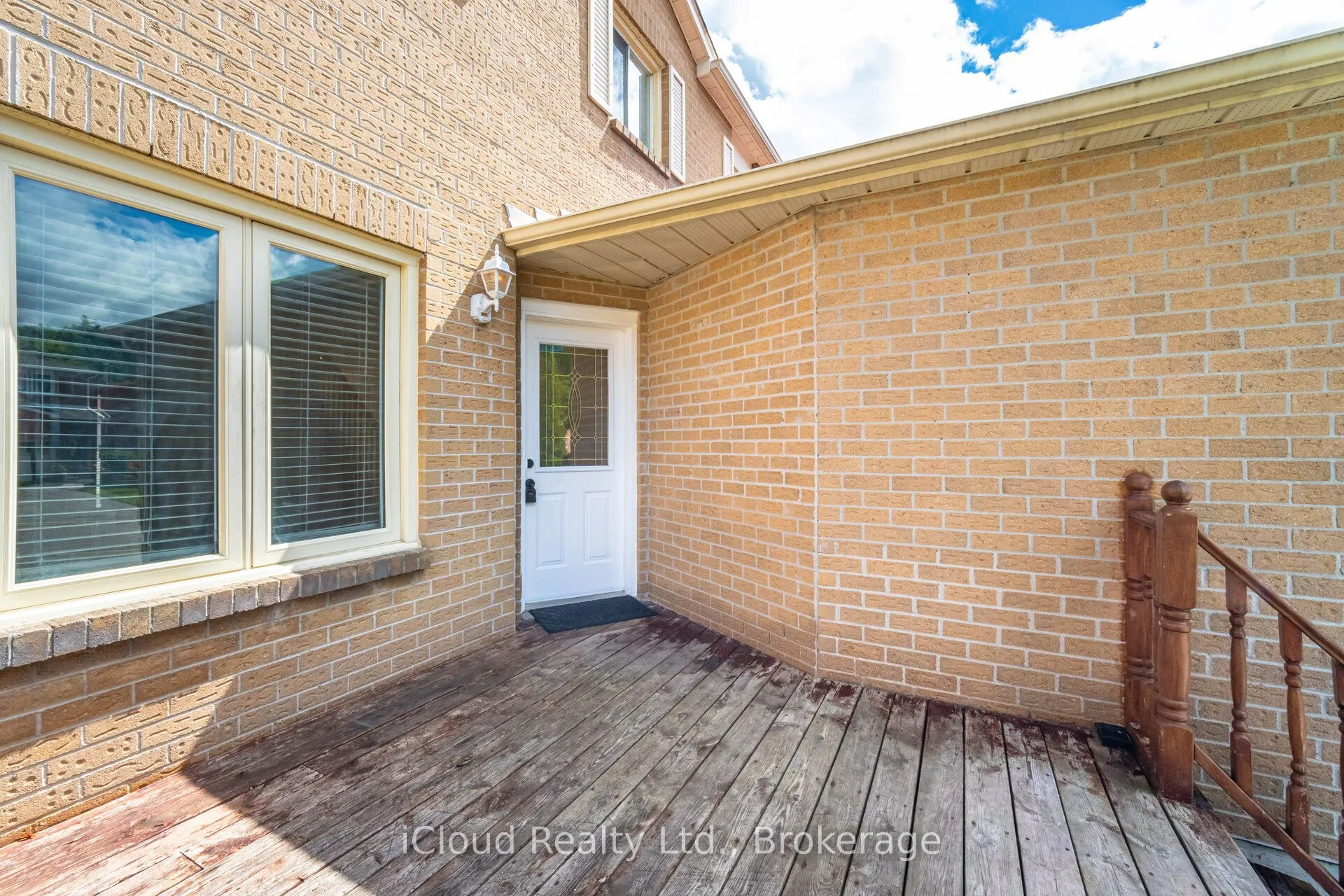 2015 Shay Drive, #Upper LVL