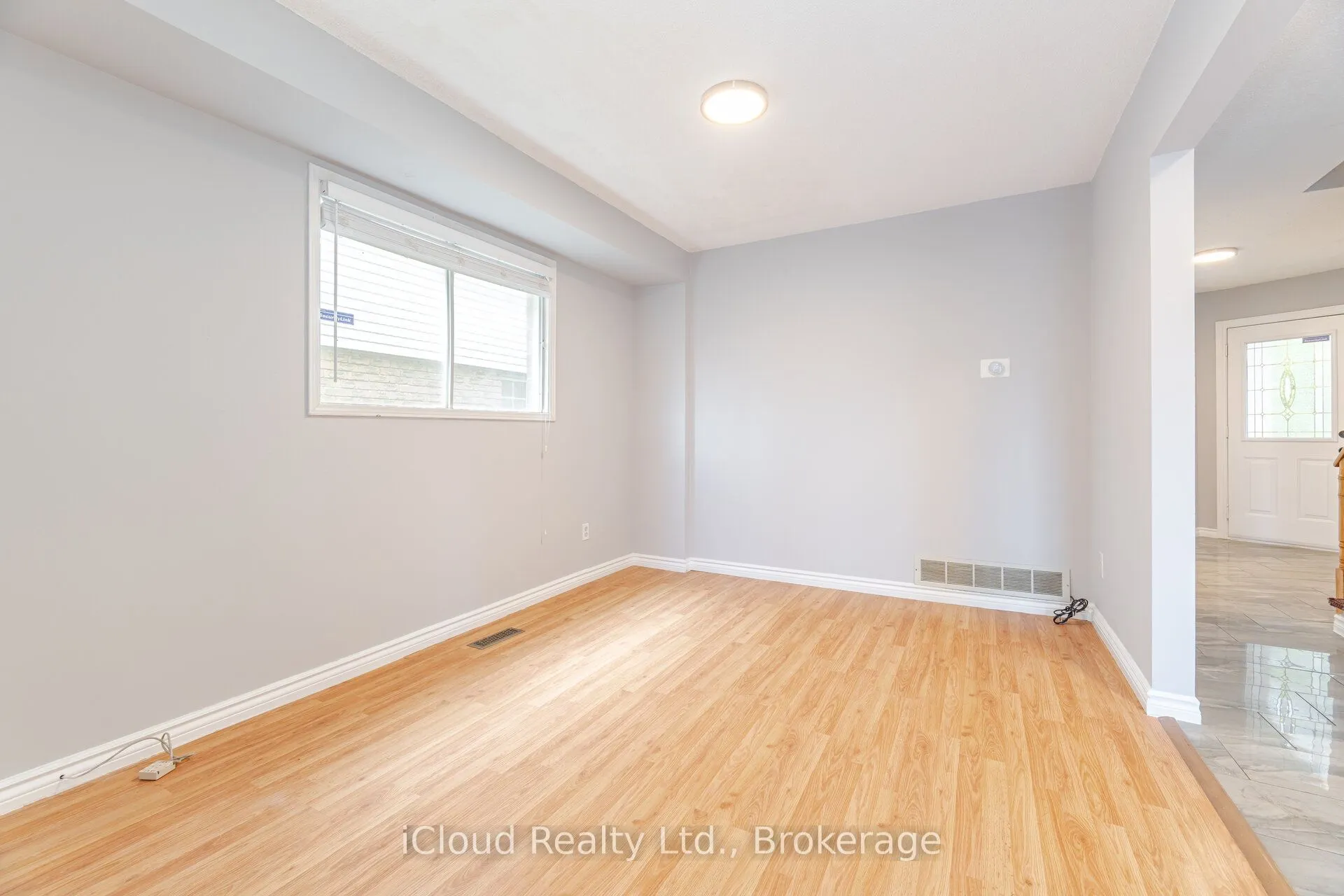 2015 Shay Drive, #Upper LVL