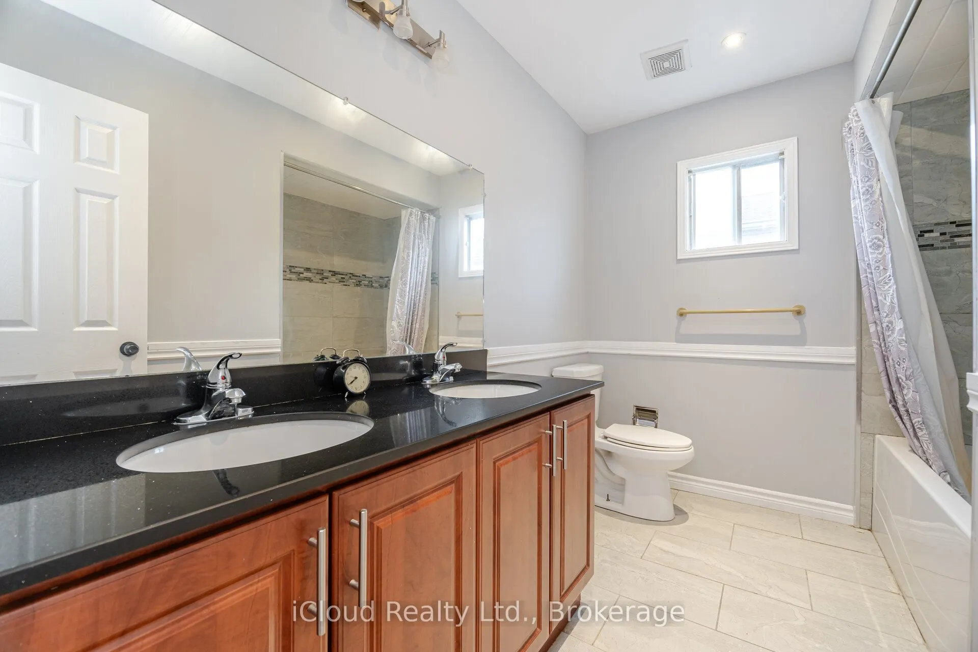 2015 Shay Drive, #Upper LVL