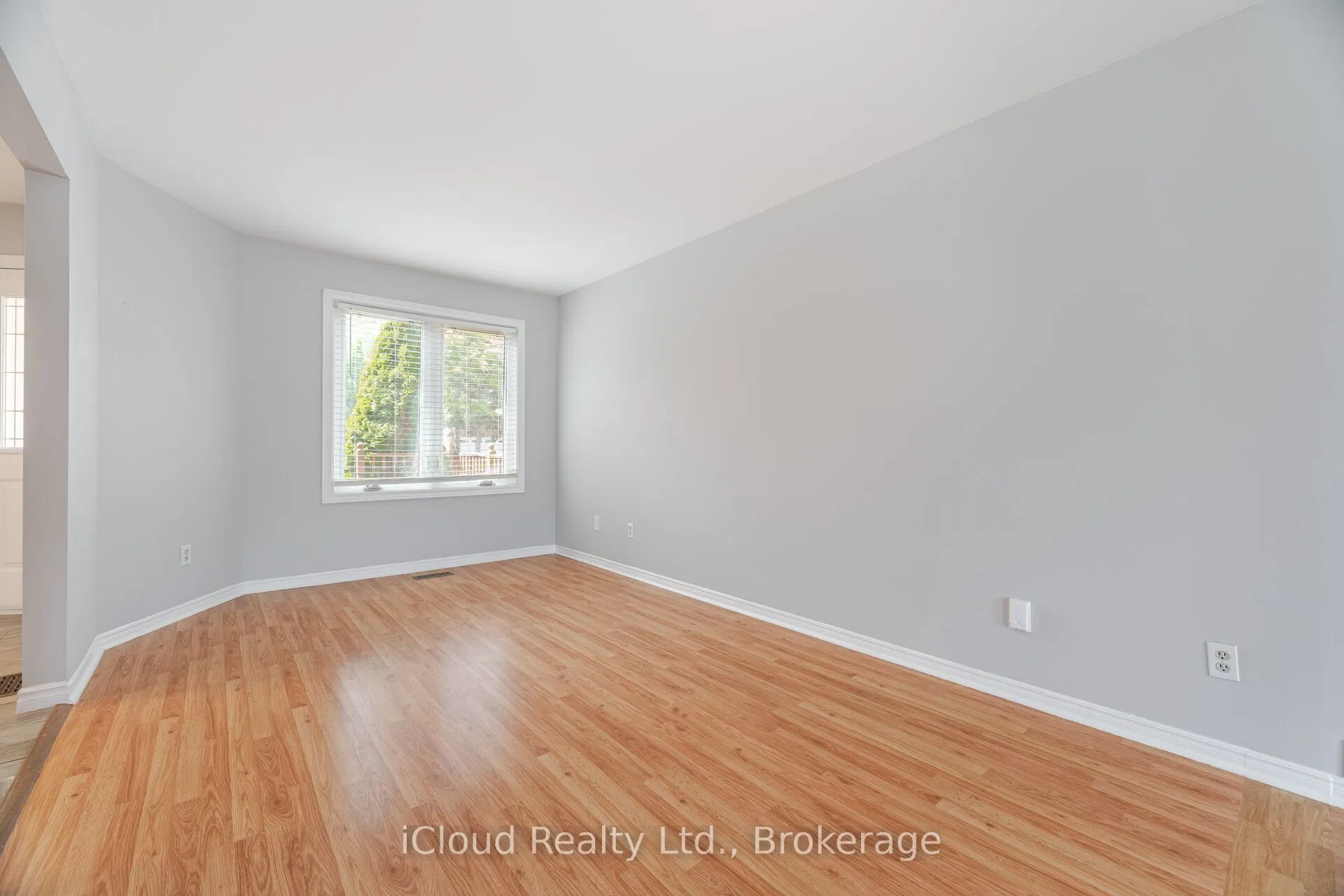 2015 Shay Drive, #Upper LVL