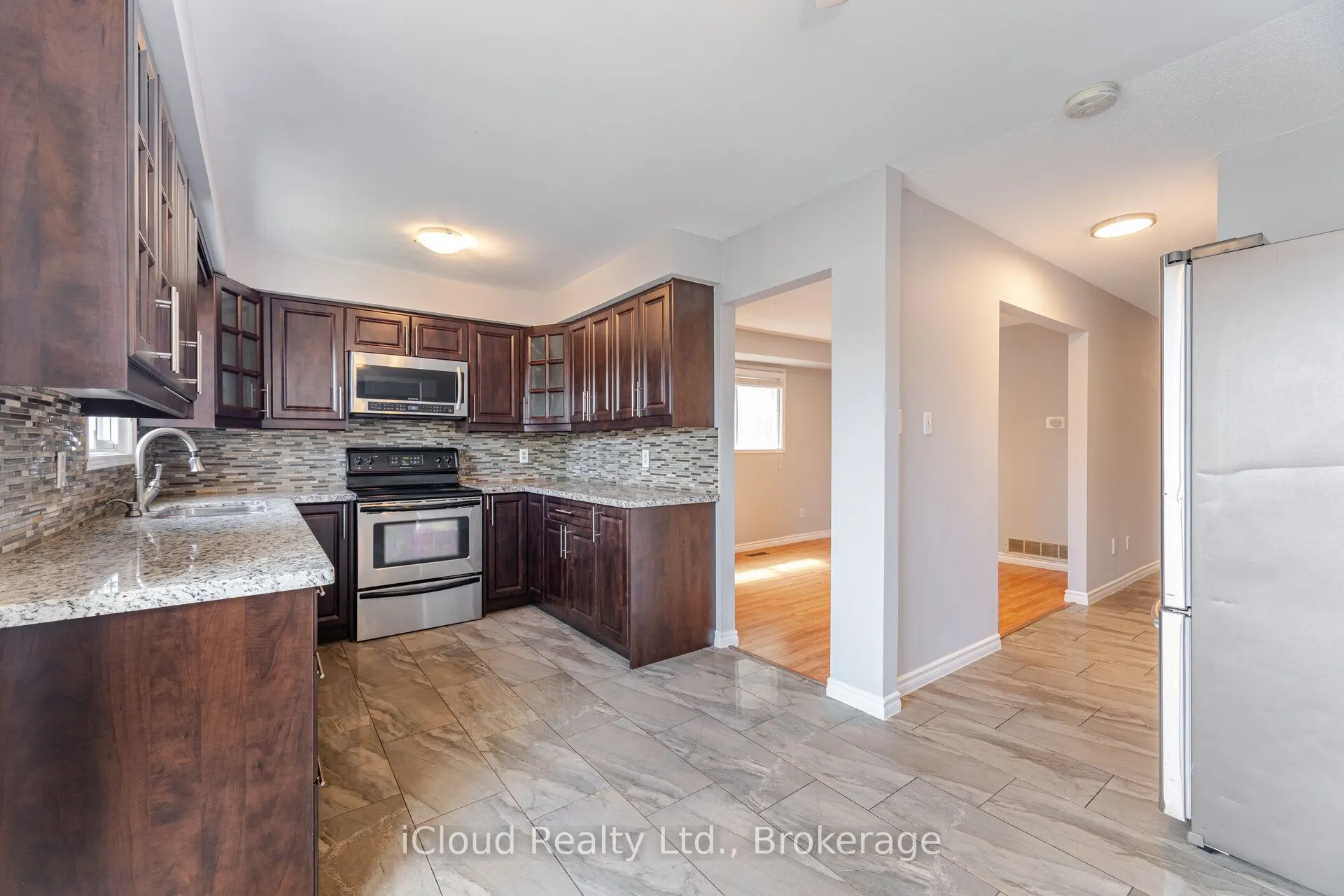 2015 Shay Drive, #Upper LVL