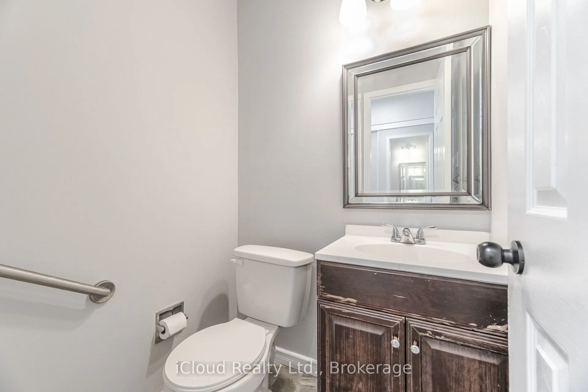 2015 Shay Drive, #Upper LVL