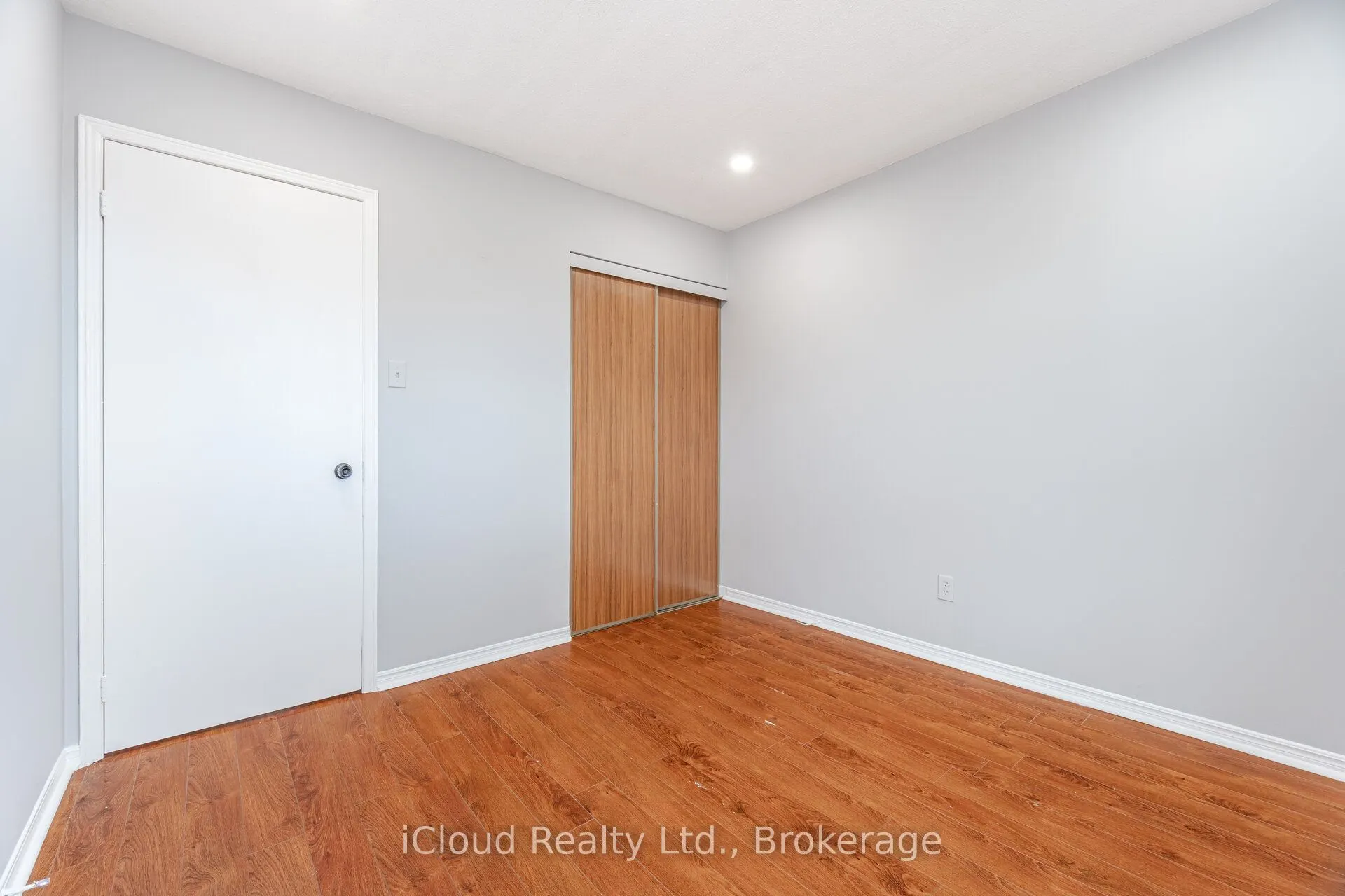 2015 Shay Drive, #Upper LVL
