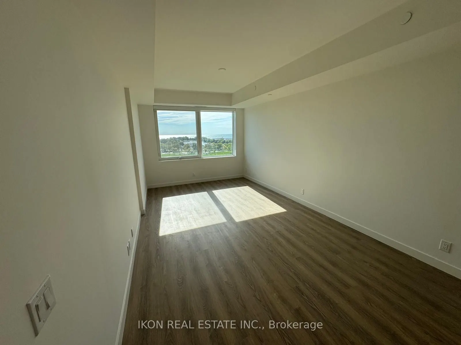 1050 Eastern Avenue, #1105
