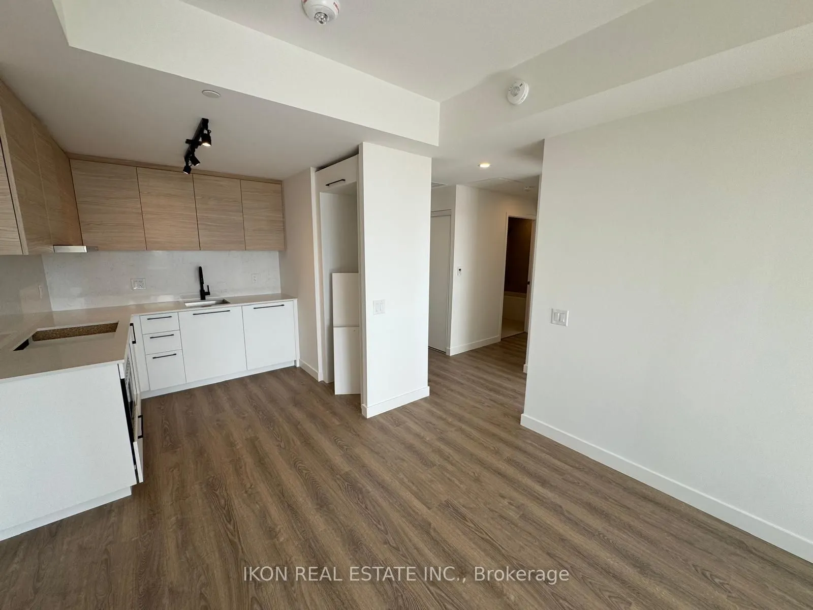 1050 Eastern Avenue, #1105