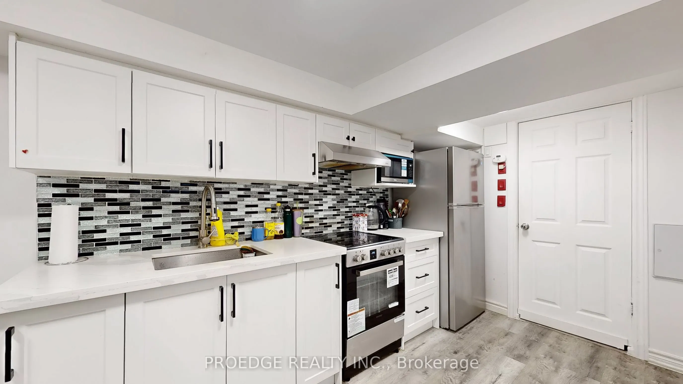 262 Randall Crescent