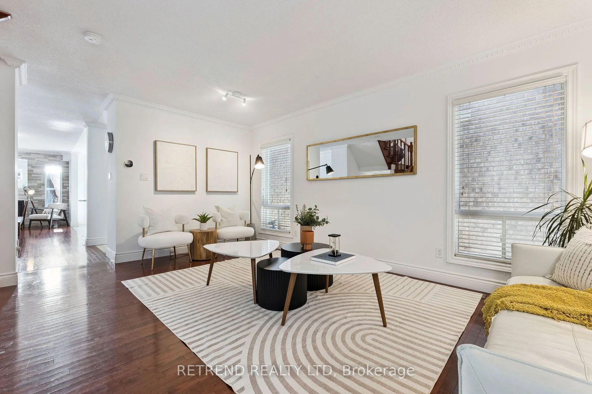 721 Swan Place