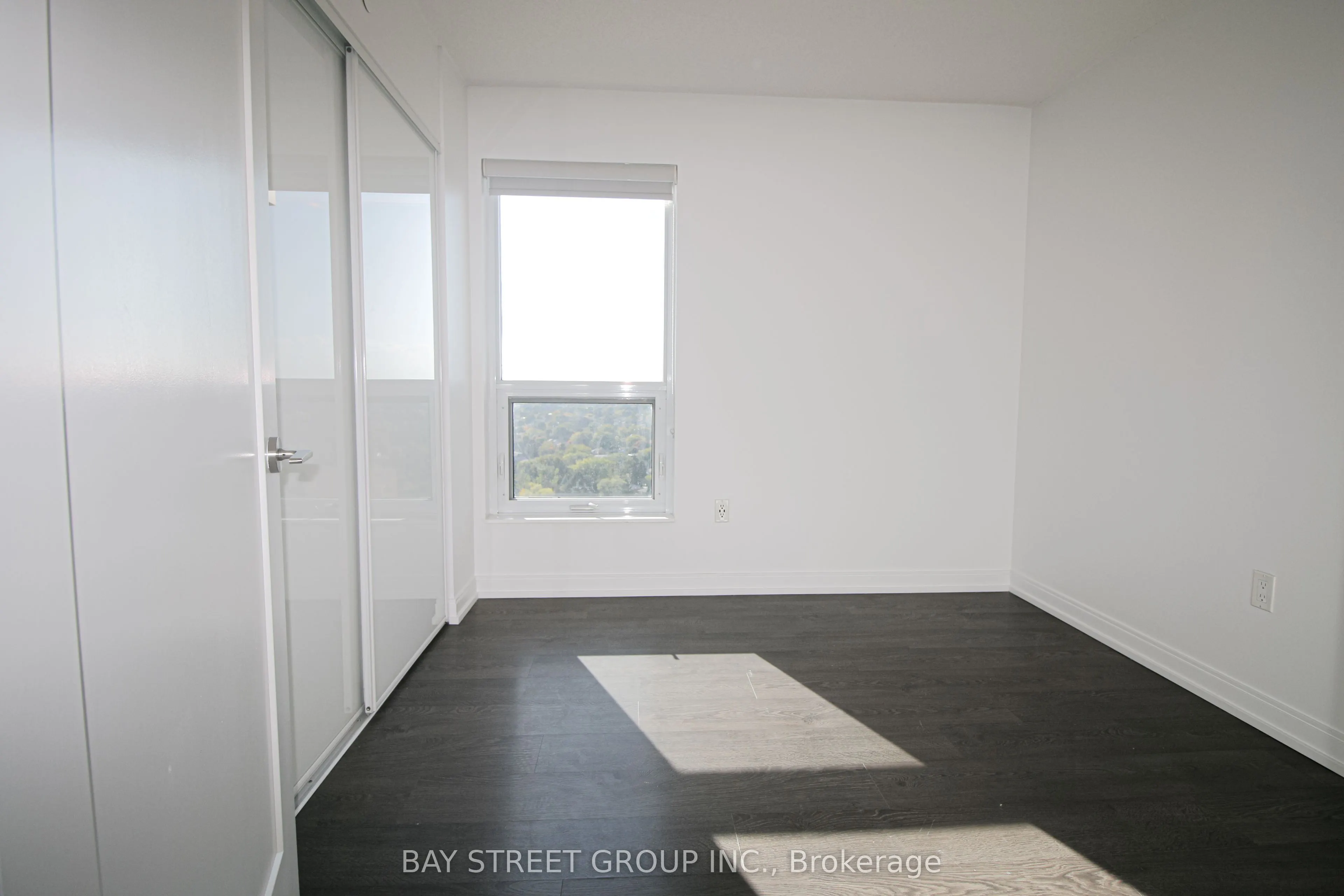 275 Village Green Square, #2123